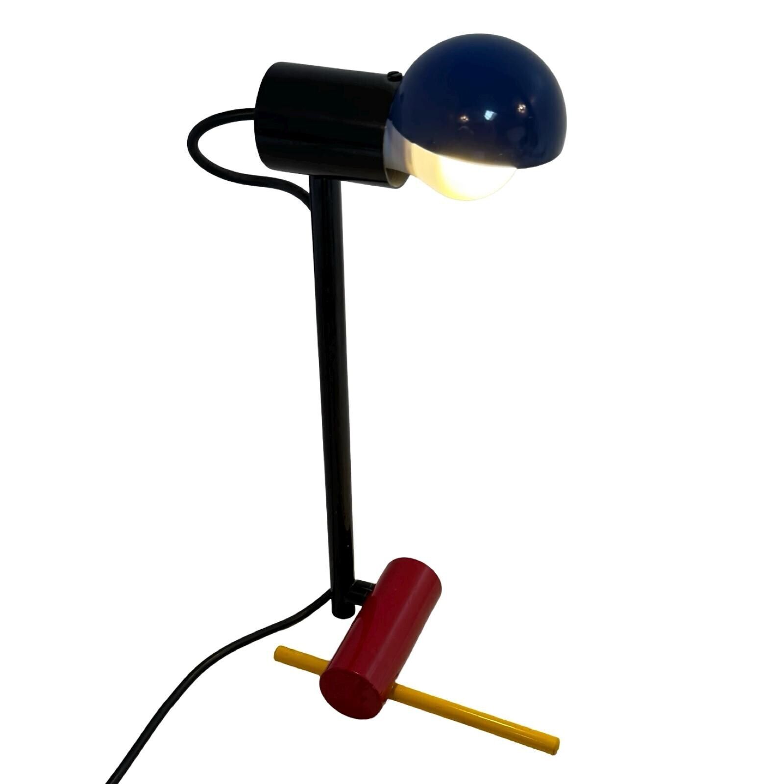 Gerrit Rietveld (1918)   Rare Table Lamp, Desk Lamp, (Schröder, De Stijl), Reissue 1980s   Modernist Lamp photo for sale