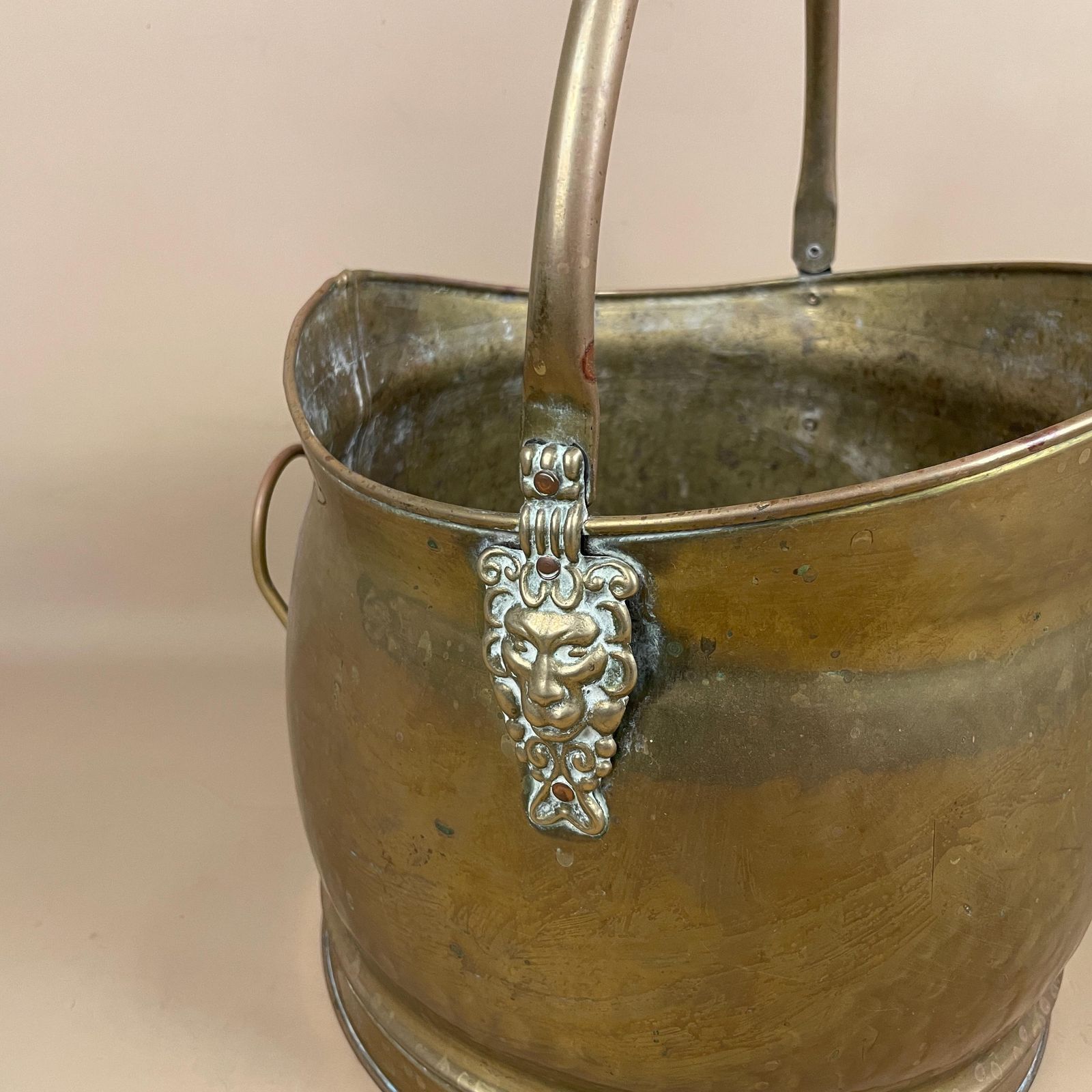 Antique Metal Gold Brass Coal Bucket Handle Fireside Fire Side Scuttle Log Helmet Farmhouse Cottage Aged Patina Vintage Fireplace Lion Faces photo buy
