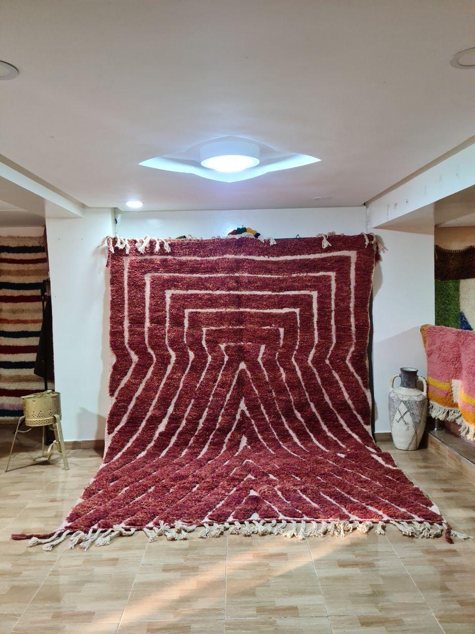 Large Red Beni Ouarain Rug With Labyrinth Design, 300x200cm, Hand Knotted Wool