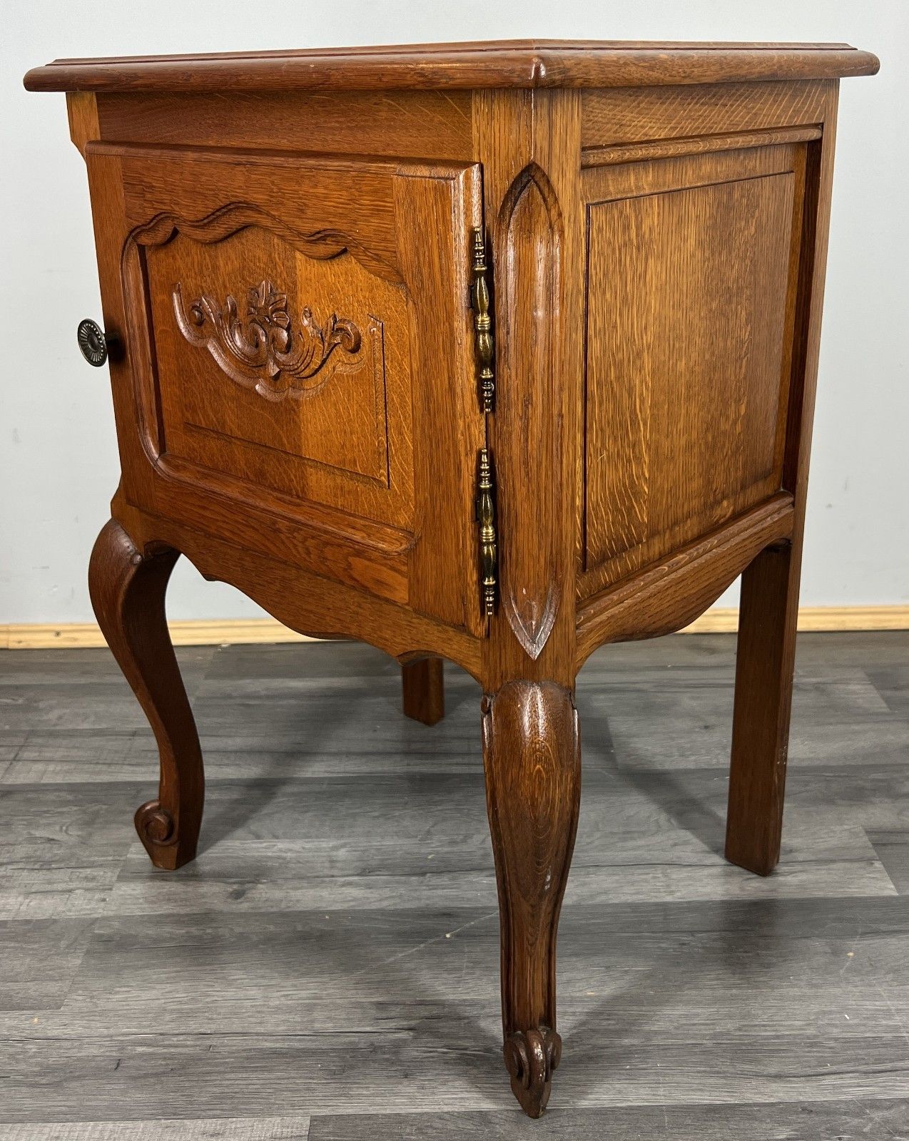 Pair Of Bedside Tables Vintage French Louis Oak  Nightstands Cabinets Lot 4234 photo Furniture