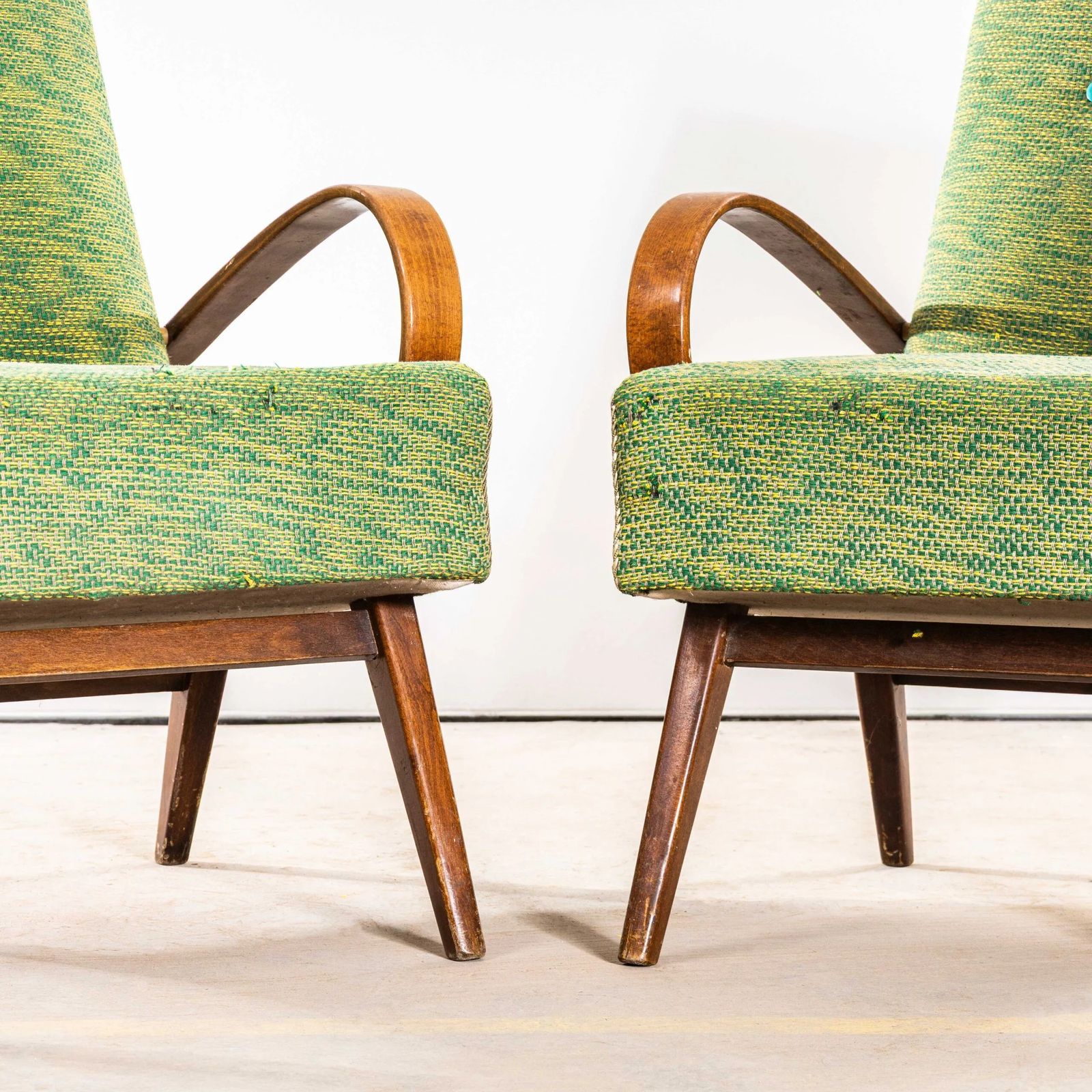 1950’s Jaroslav šmídek Original Armchairs In A Heavy Lime Weave Fabric photo 834.0