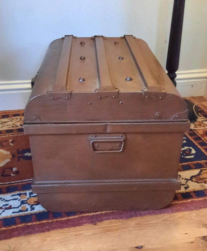 Vintage Metal Steamer Trunk Rustic Coffee Side Table Original Travel Chest photo 75.0