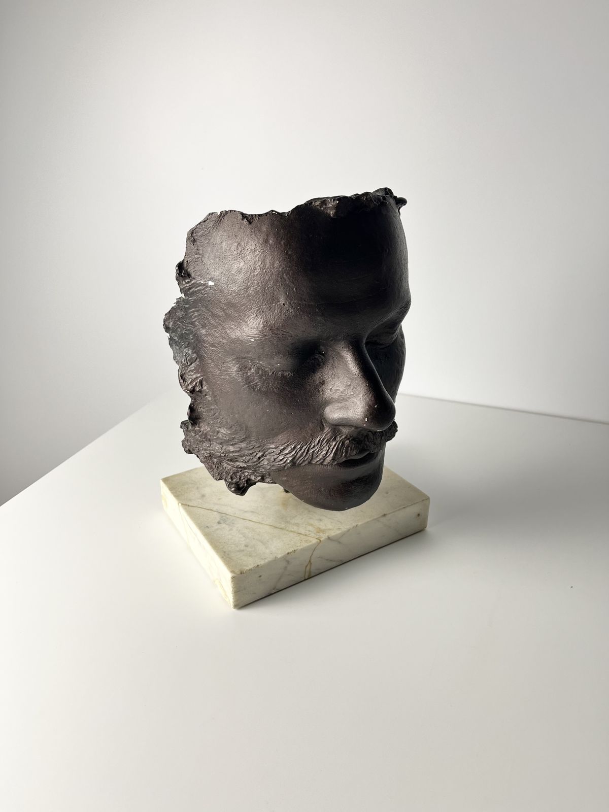 Enigmatic Death Mask Sculpture On Marble Base, Age And Origin Unknown photo vintage