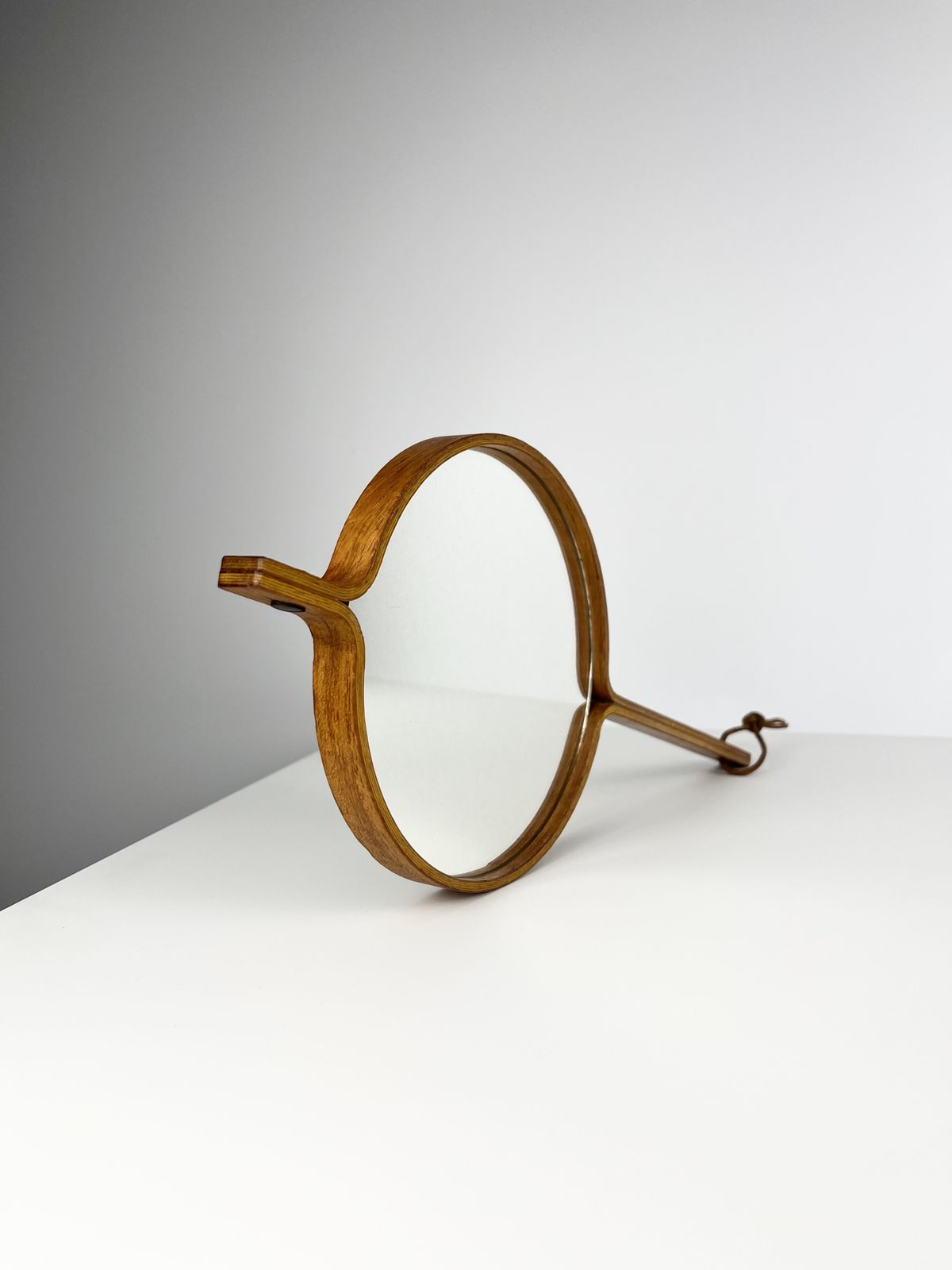 photo vintage Bech & Starup Bent Plywood Hand Mirror, Danish 1960s