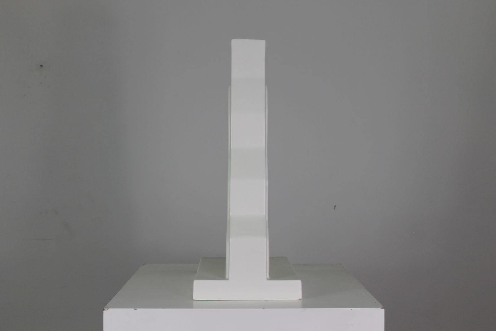 Ettore Sottsass Y23 Vase In White Enameled Ceramic Yantra Series Poltronova 70s photo 3920.0