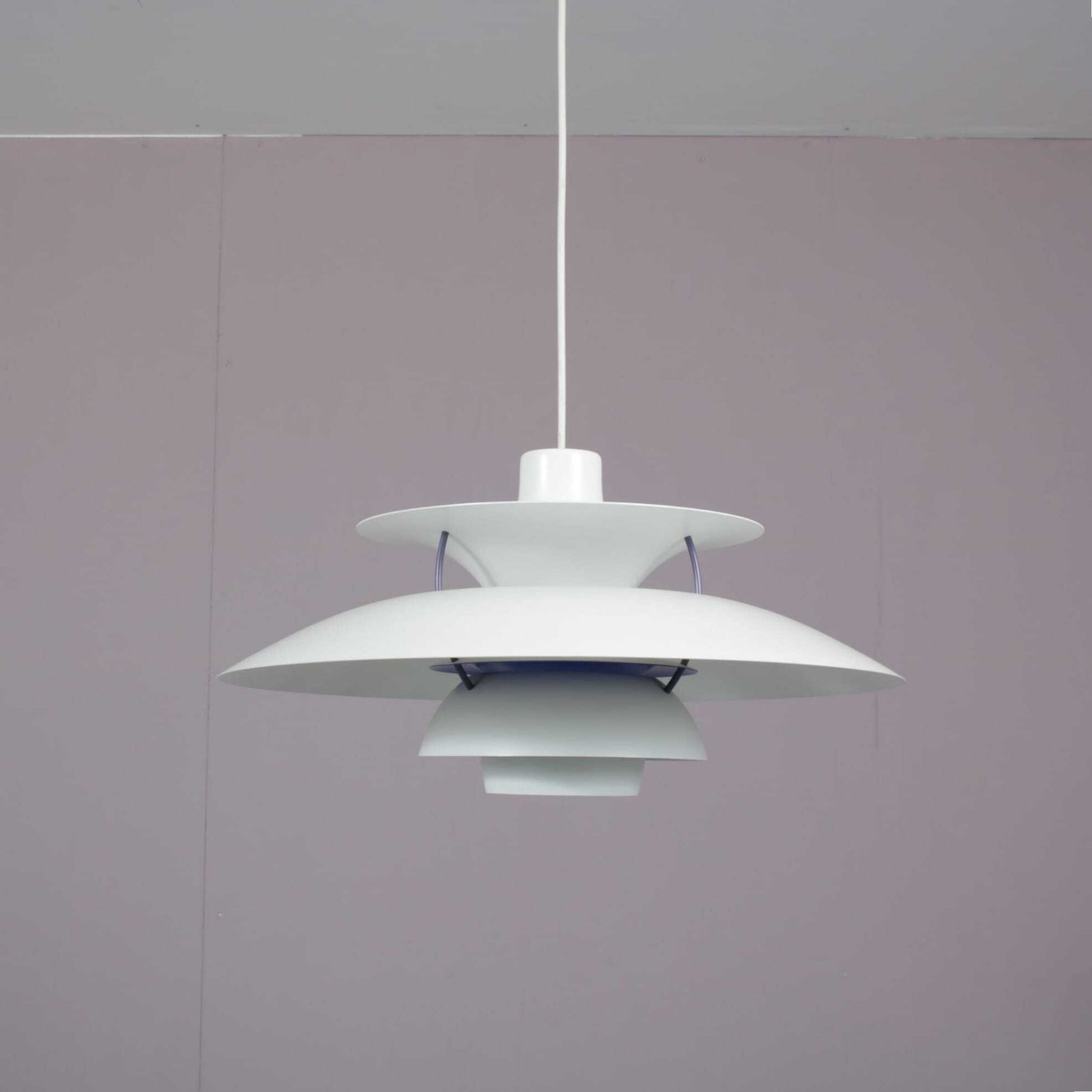 1960s Poul Henningson “Ph5” Hanging Lamp For Louis Poulsen, Denmark photo vinterior