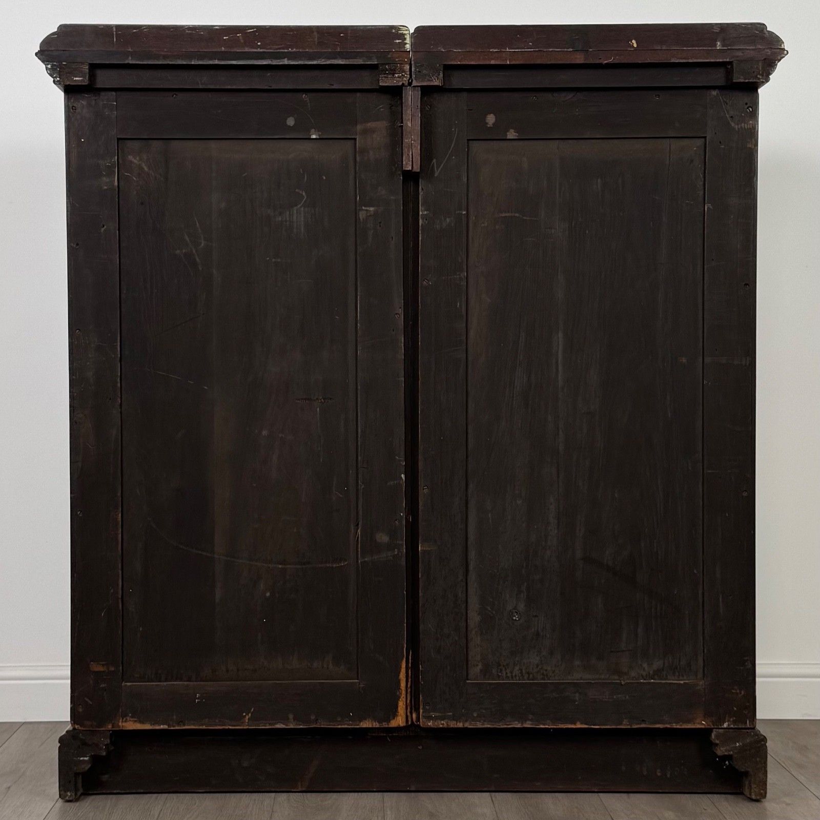 Antique 19th Century Fine Quality Arts & Crafts Cupboard photo vinterior