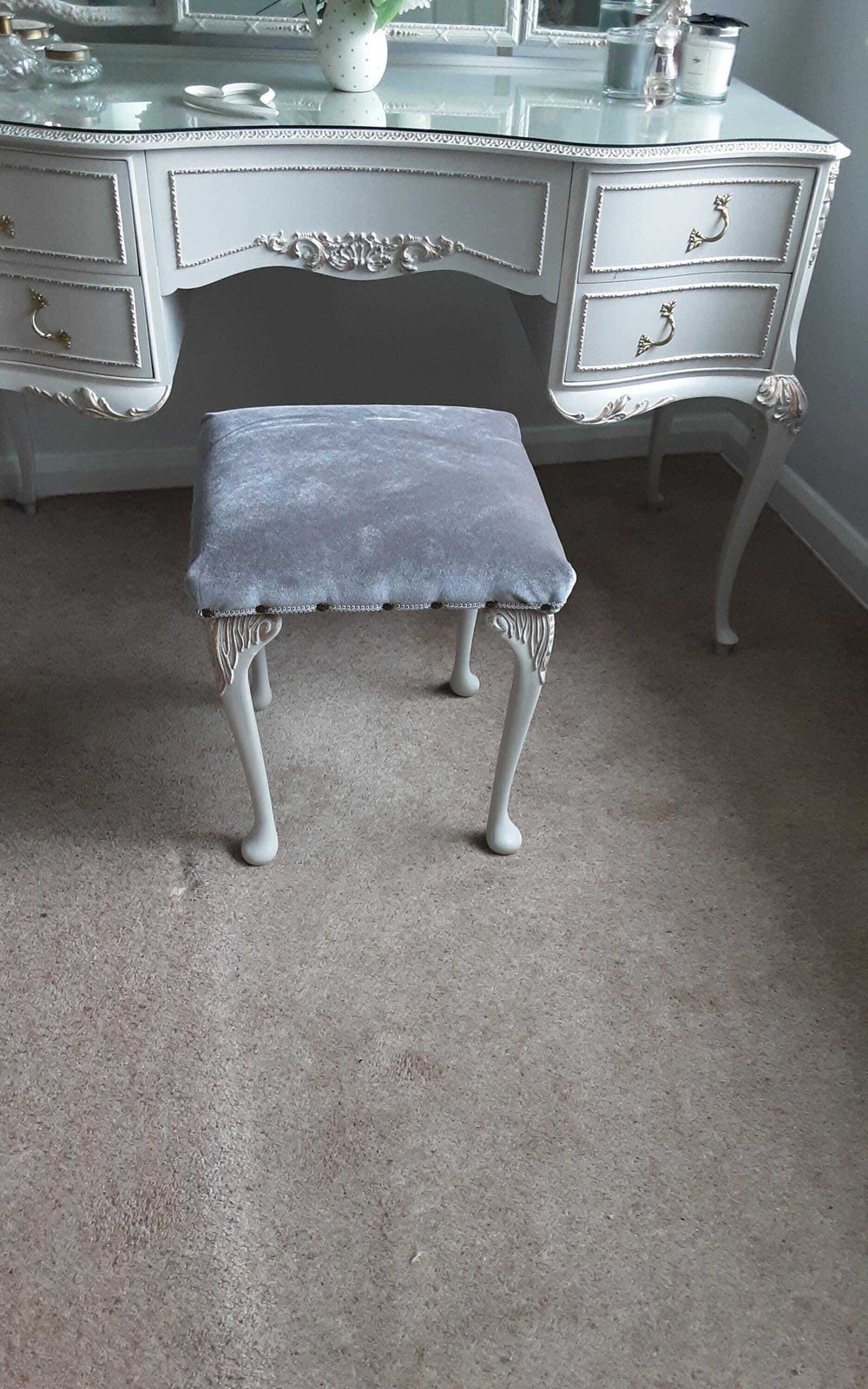 photo furniture Olympus Louis Style Antoinette Dressing Table With Mirrors And Stool.