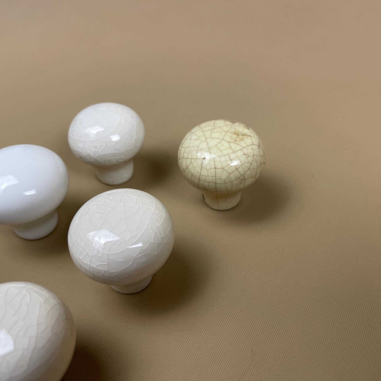 5 Random Ceramic Cupboard Handle Handles Fittings Fixtures White Door Cabinet Round Small 3x3cm Crackle photo 50.0