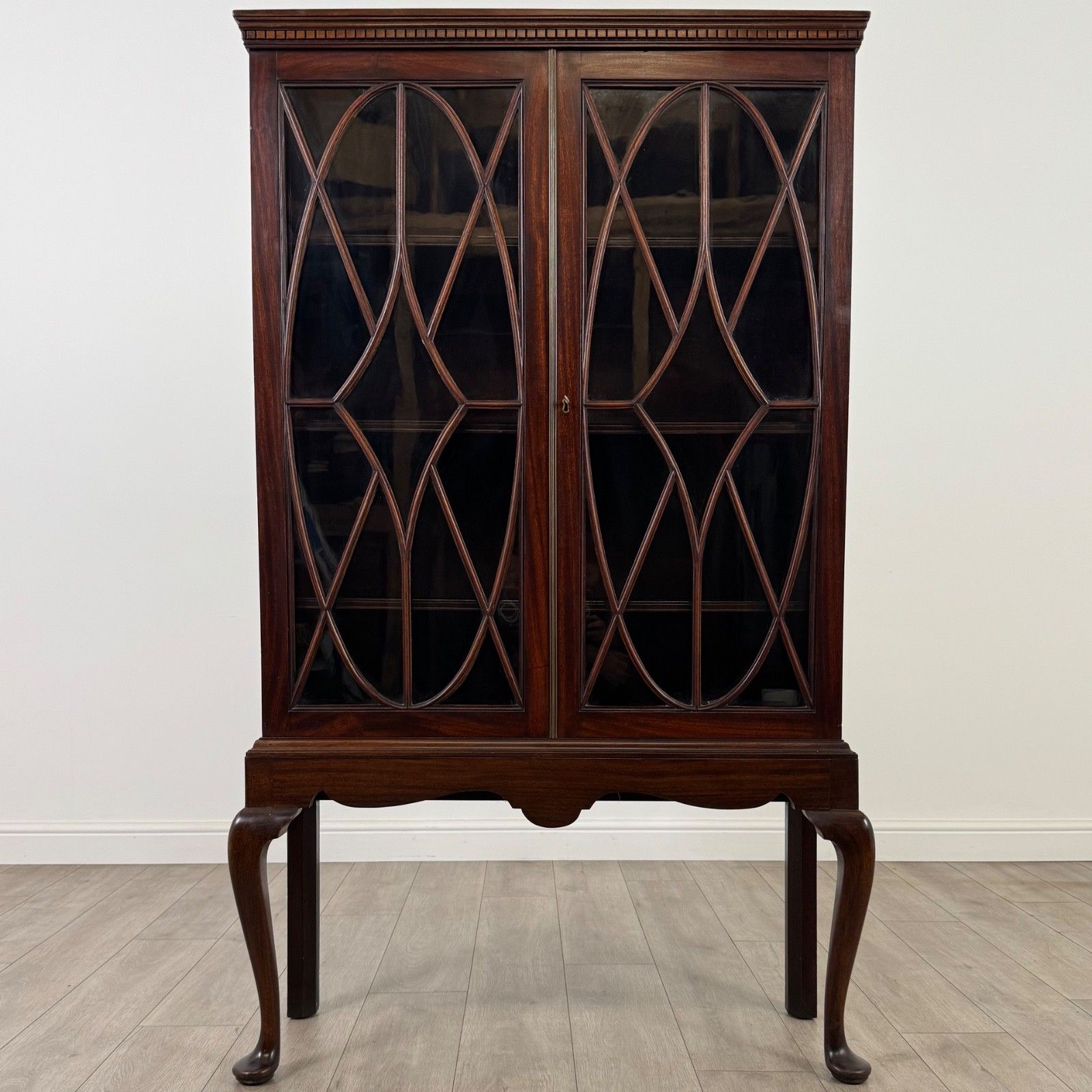 Antique 20th Century Display Cabinet In Mahogany photo furniture