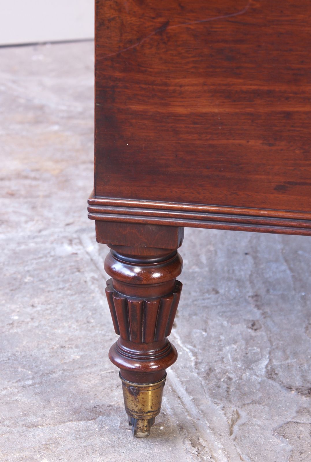 Early 19th Century Regency Mahogany Wine Cooler Cellarette. photo vinterior