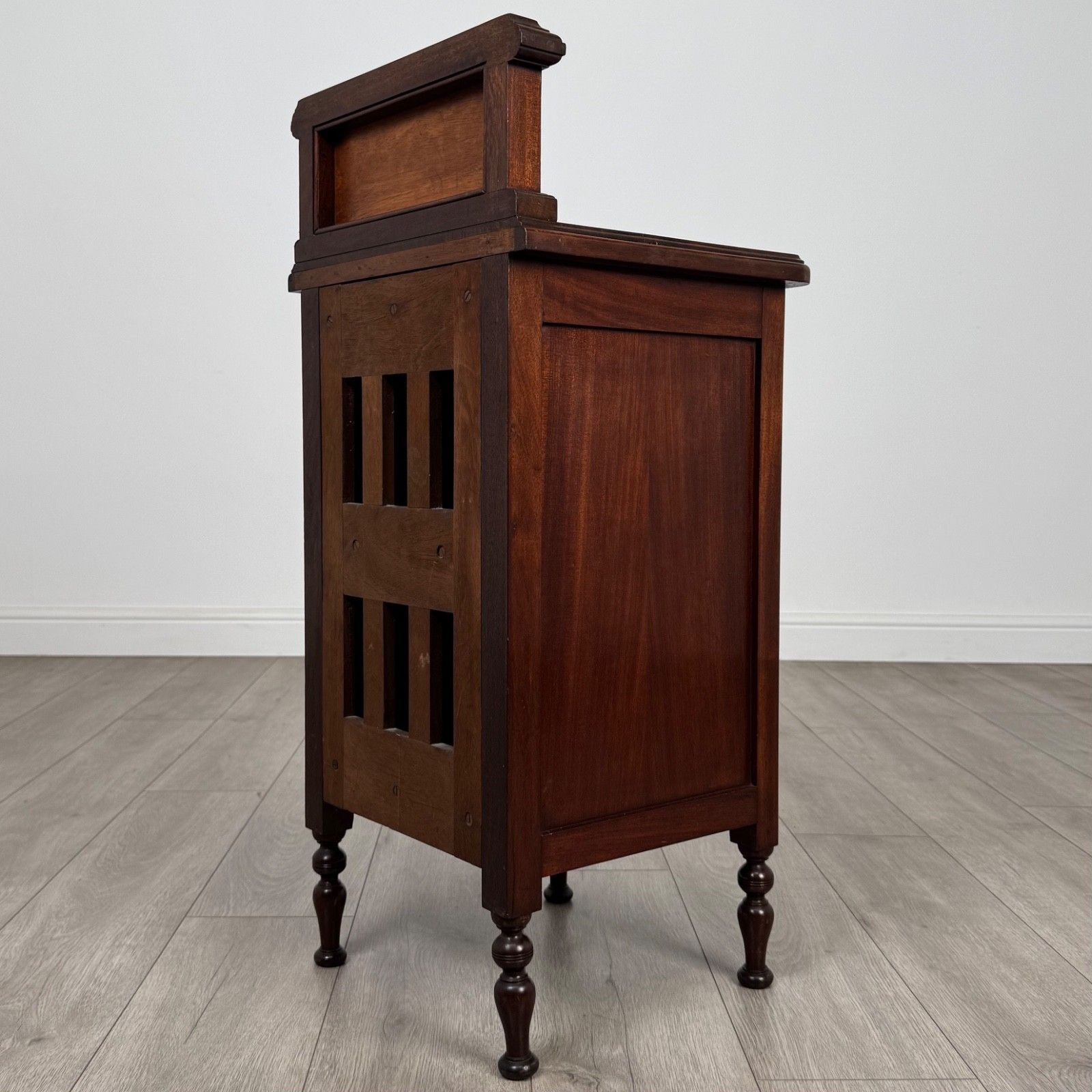 Antique 19th Century Good Quality Pot Cupboard In Mahogany photo buy