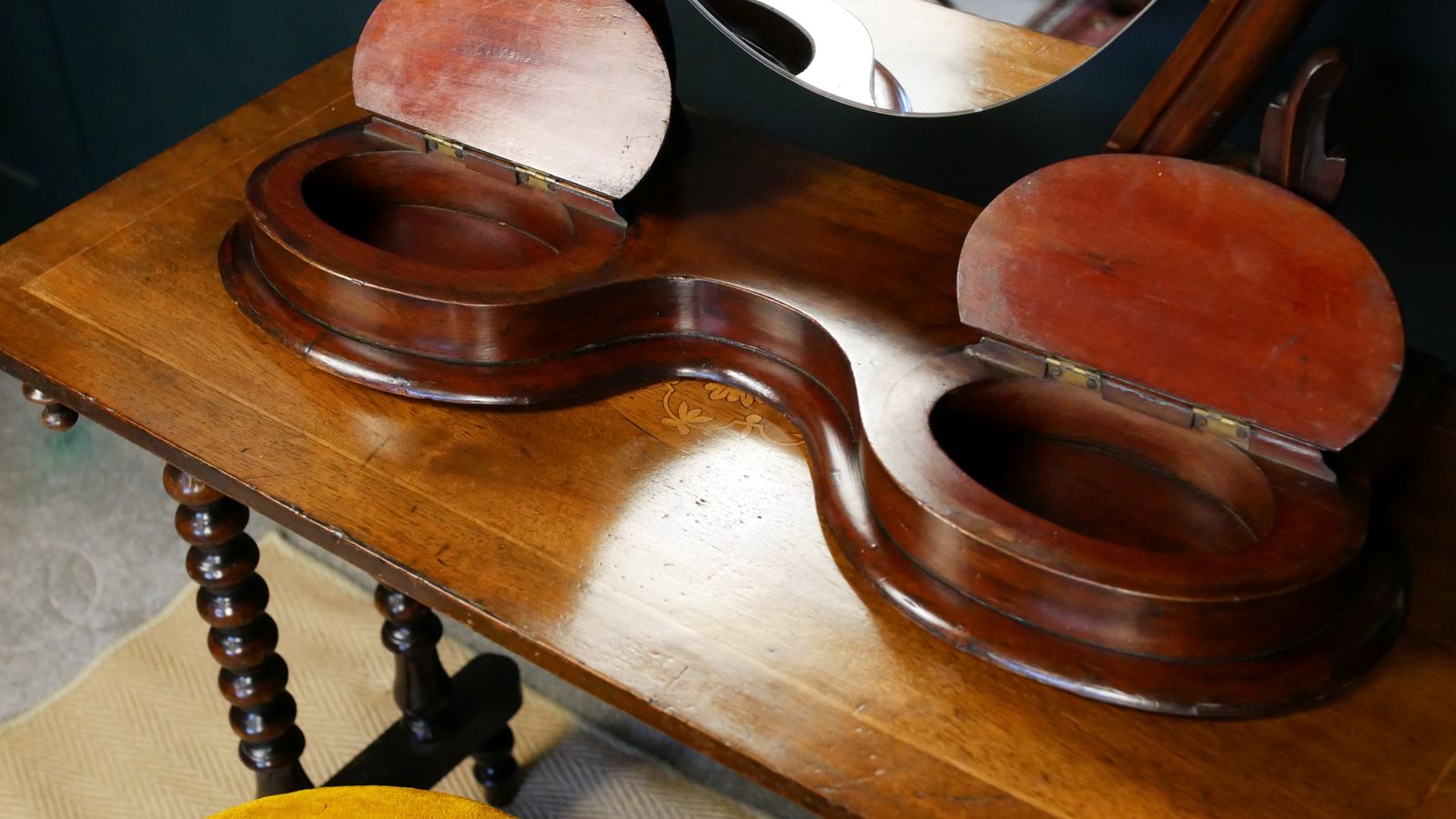 Victorian Oval Dress Mirror, 1800s photo furniture