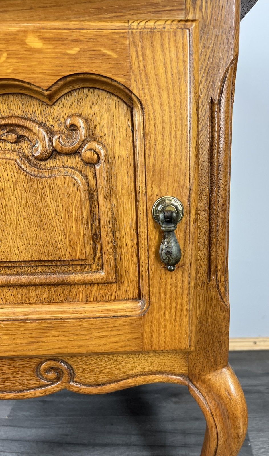 Pair Of  Bedside Tables Vintage French Louis Oak Nightstands Cabinets Lot 4245 photo vinterior