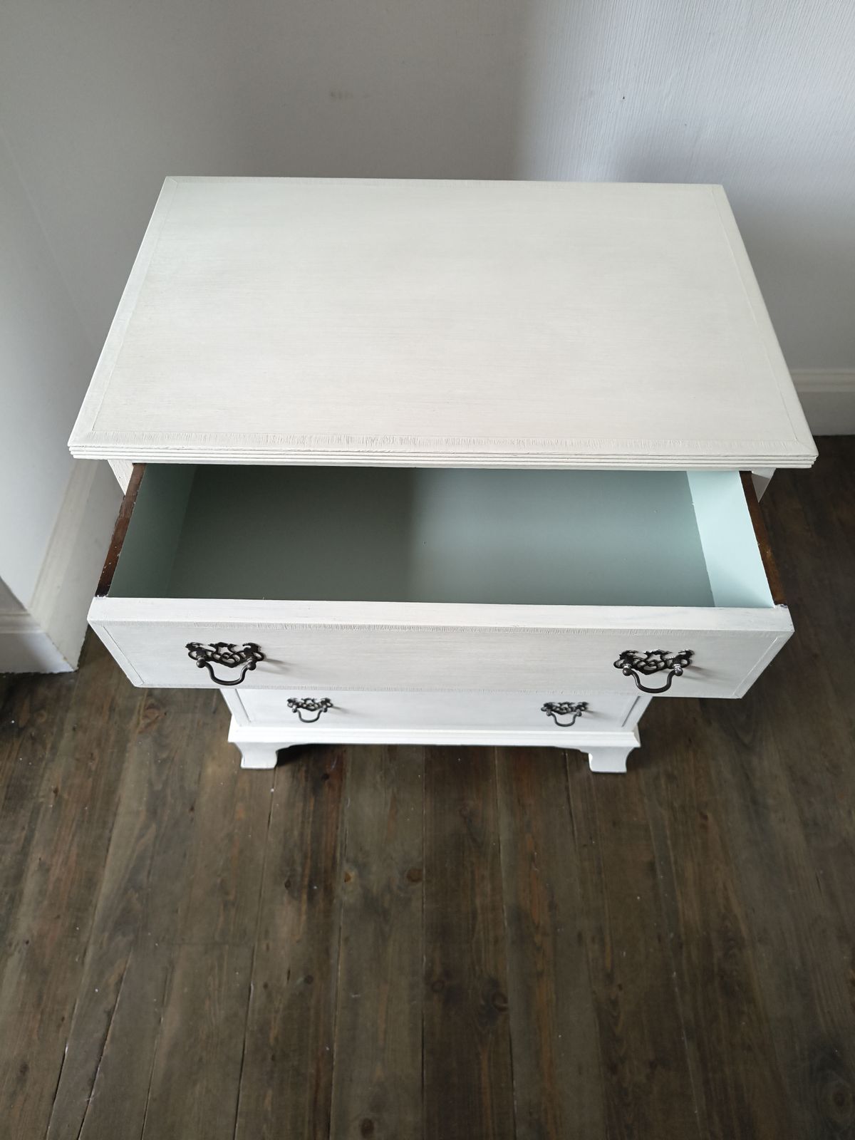 White Painted Vintage Chest Of Drawers photo Furniture