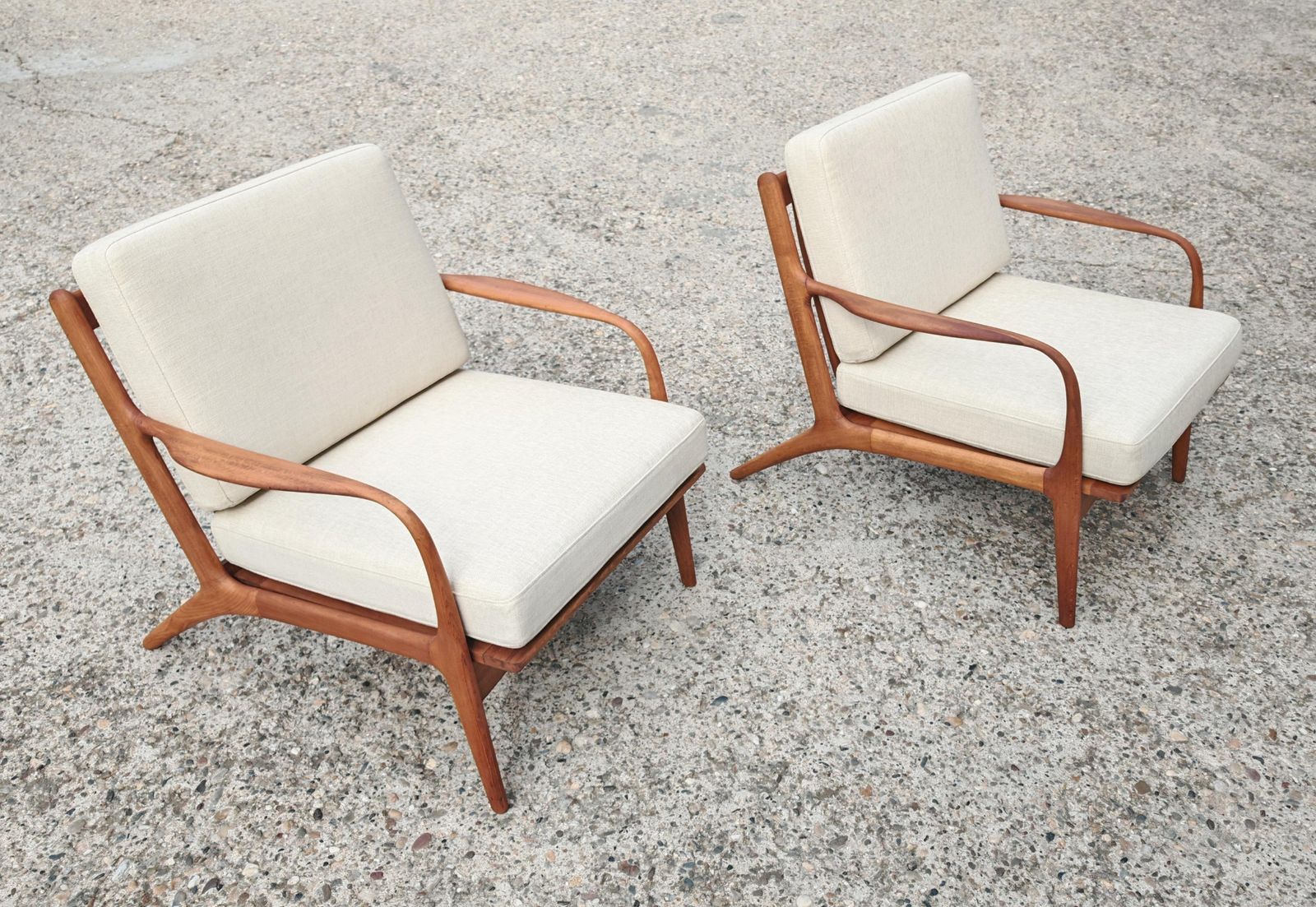 Pair Of Mid Century Modern Armchairs By Adrian Pearsall, Model 2315 C, USA 1960s photo furniture