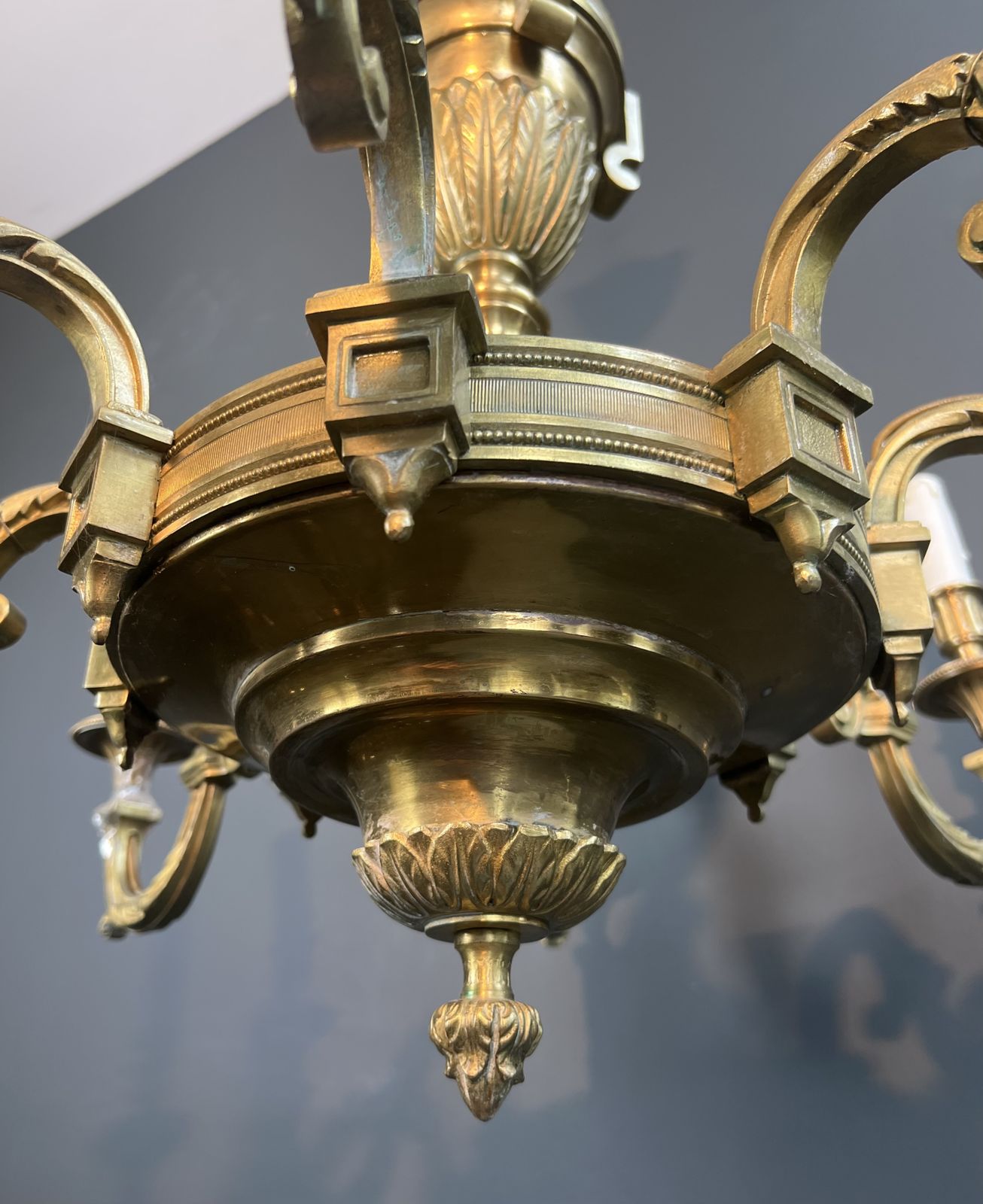 photo furniture Important Louis XVI Style Chiseled Bronze Chandelier With 8 Light Arms By Lucien Gau