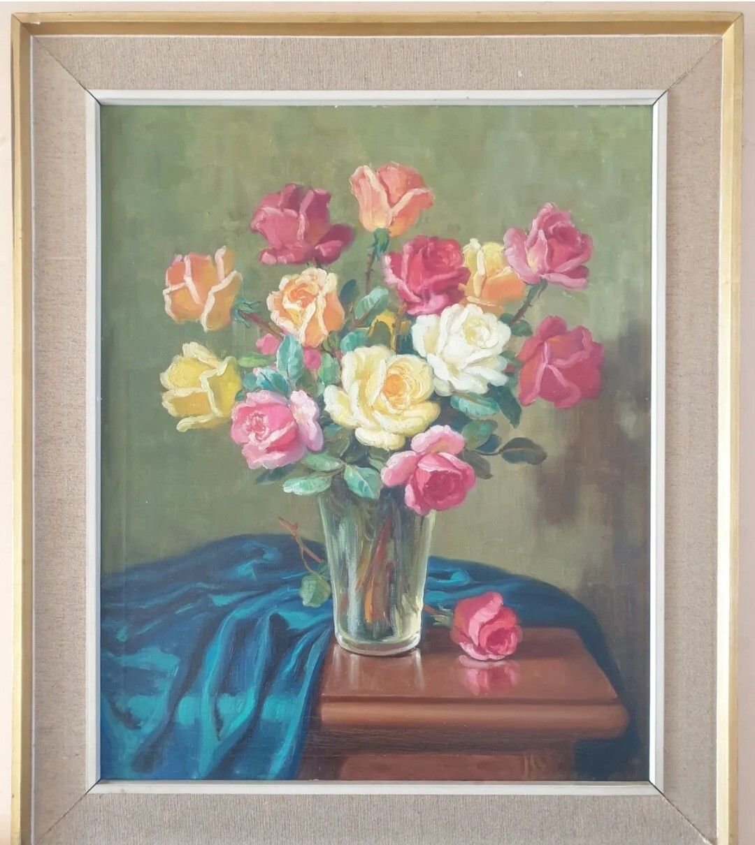 “Roses Bouquet,” Fine Antique Impressionist Oil On Canvas, 20th Century. photo furniture