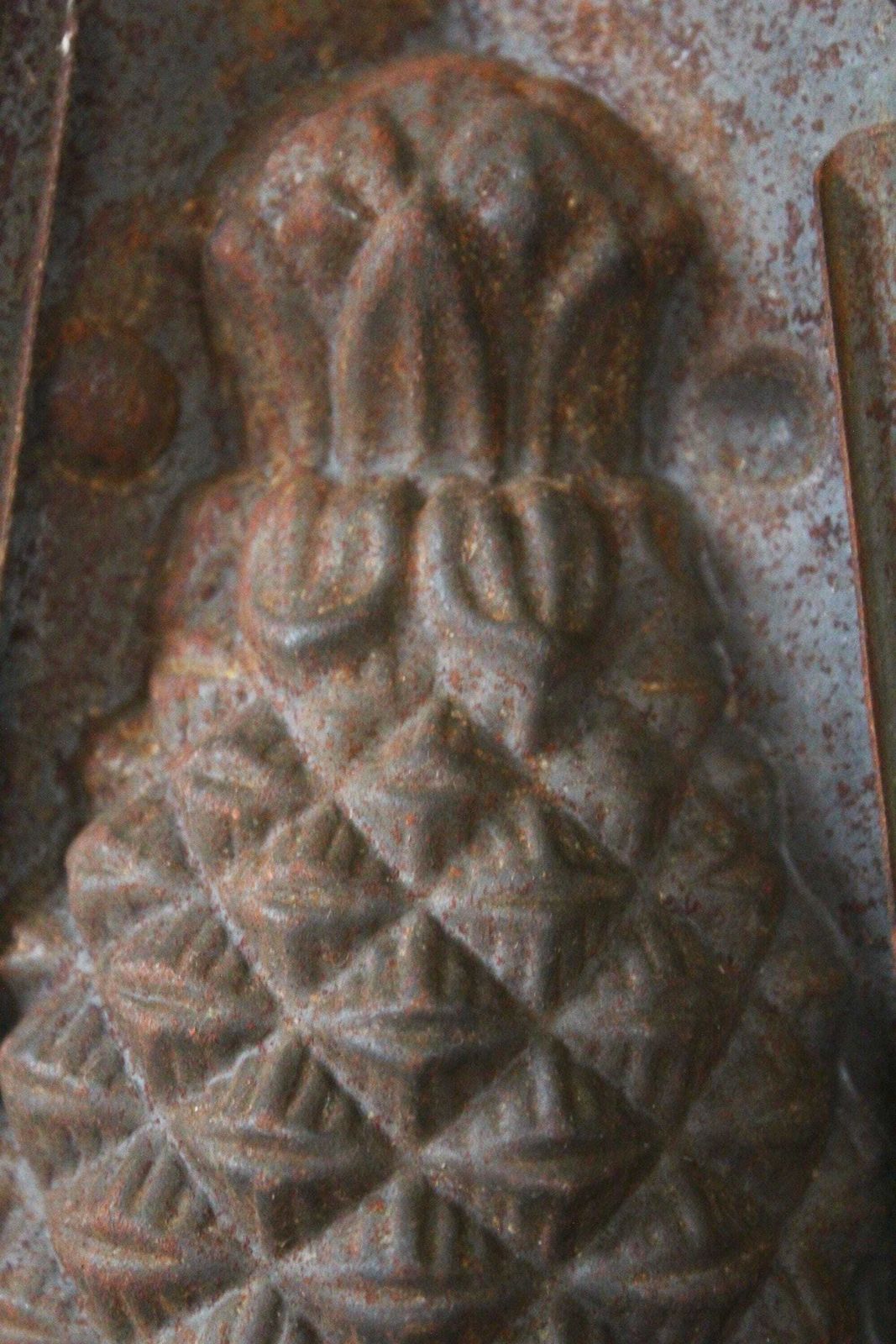 Large Antique 19th Century Tin Metal Ice Cream Mould, Pineapple Mold, Fruit, Baking Accessories, Kitchenalia Country Farmhouse Decor photo for sale