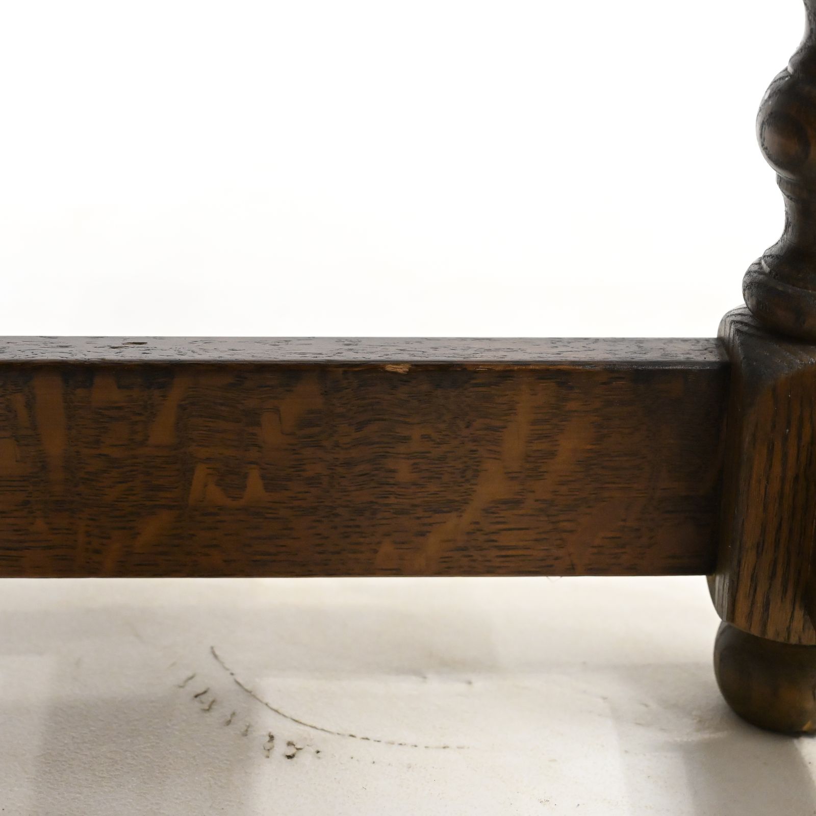 207.0 Old Charm Side Table Light Oak Bobbin Turned Legs Free Uk Delivery photo