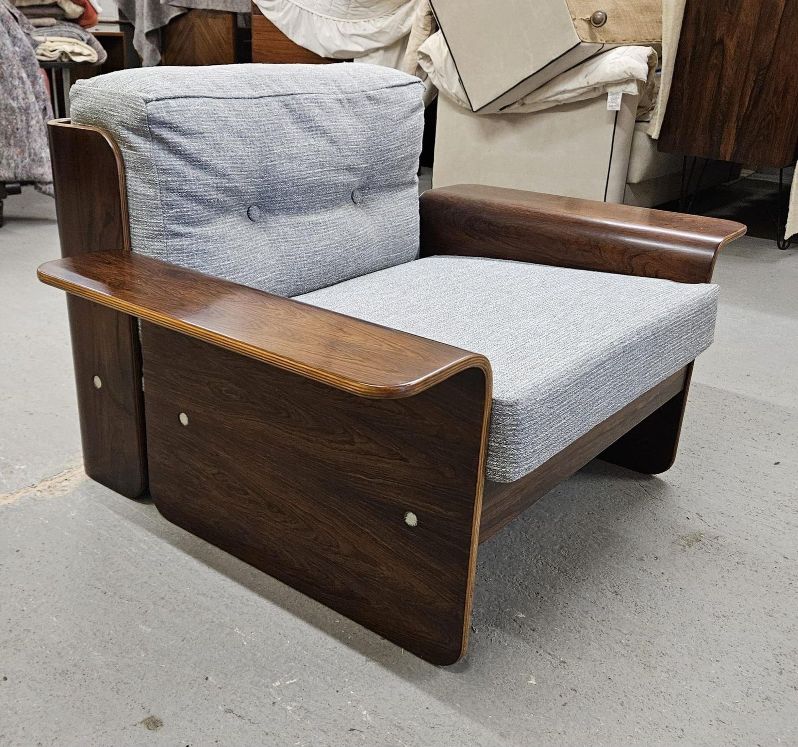 photo buy Vintage Rosewood Bentwood Lounge Chair
