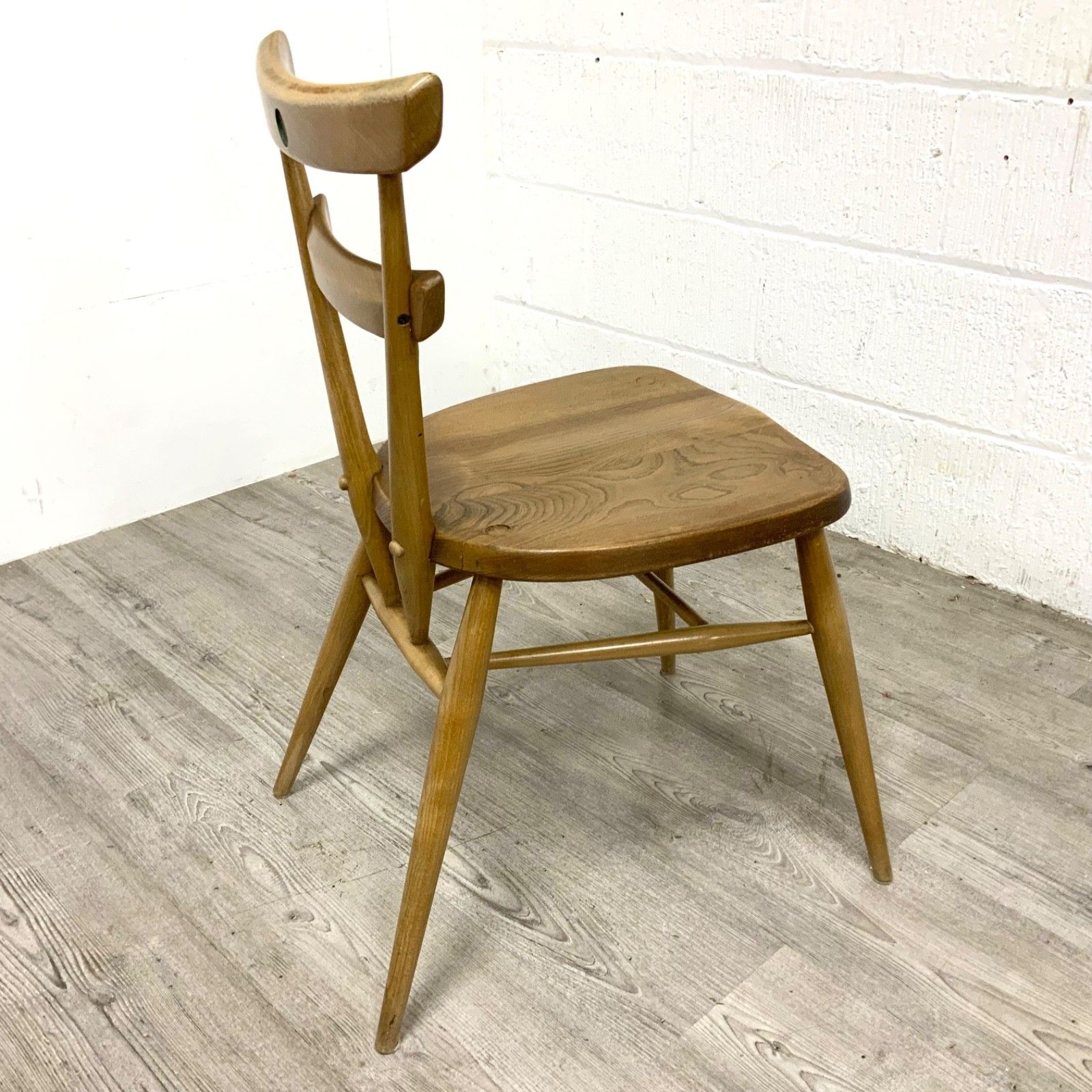 photo furniture A Pair Of Ercol Model 461 “Green Dot” Adult Size Stacking Chairs 1960