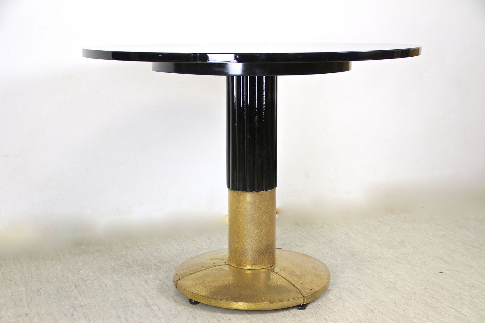 20th Century Art Nouveau Dining/ Salon Suite With Round Table By Thonet, At 1910 photo vinterior