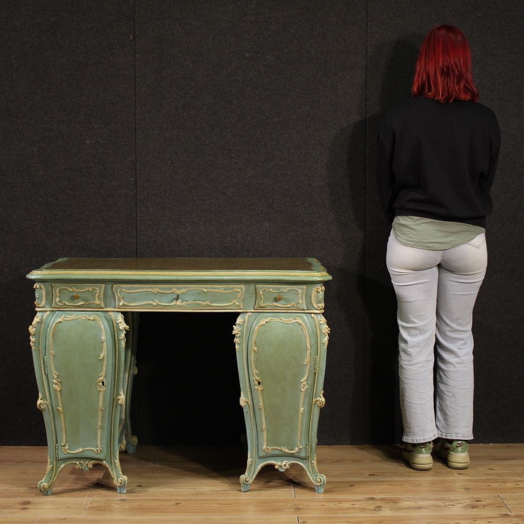 Venetian Lacquered And Painted Writing Desk From The 20th Century photo vinterior