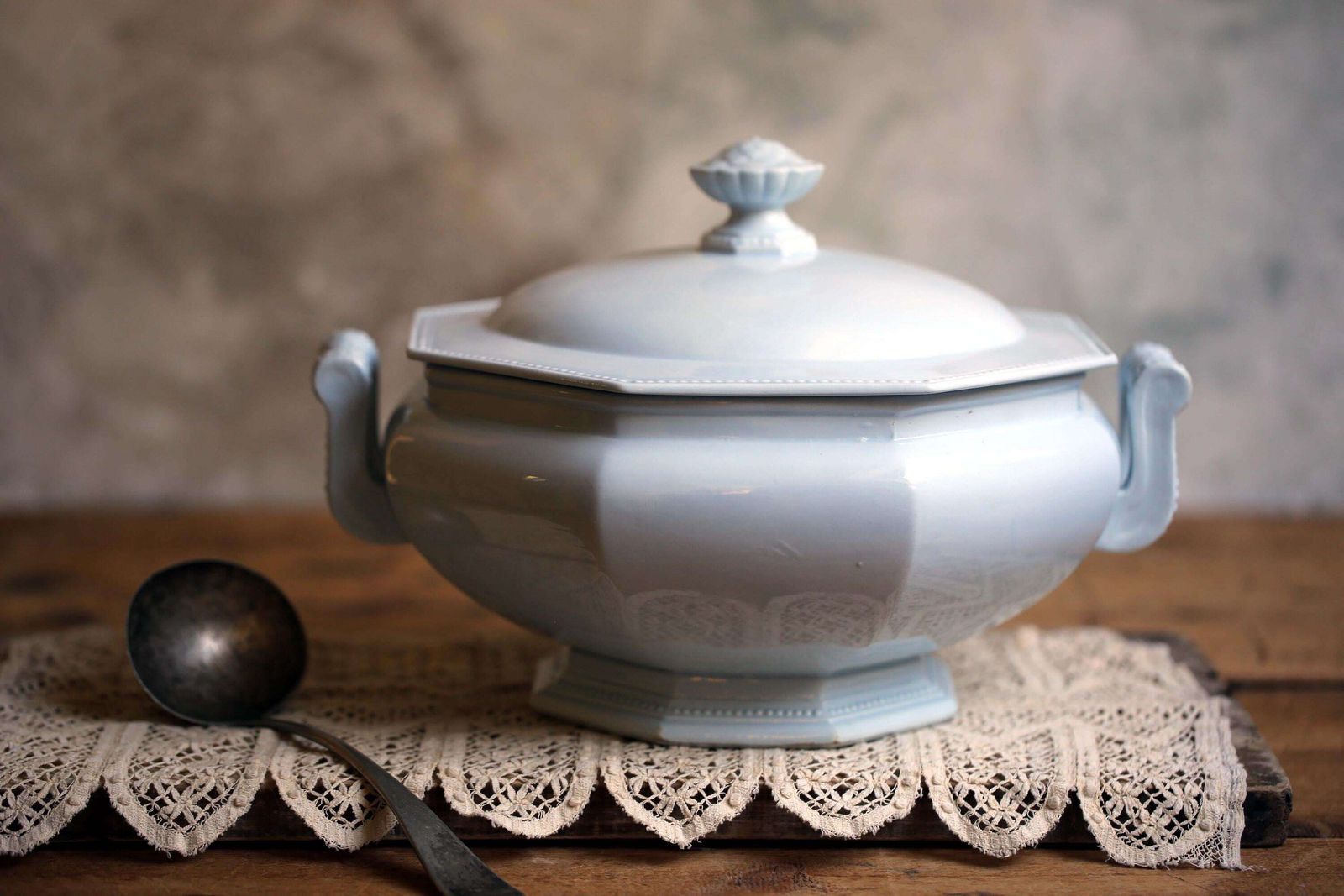 Large Antique Octagonal French Blue Soup Tureen Dish Serving Pot Creil & Montreau Pearl 1800s photo vintage