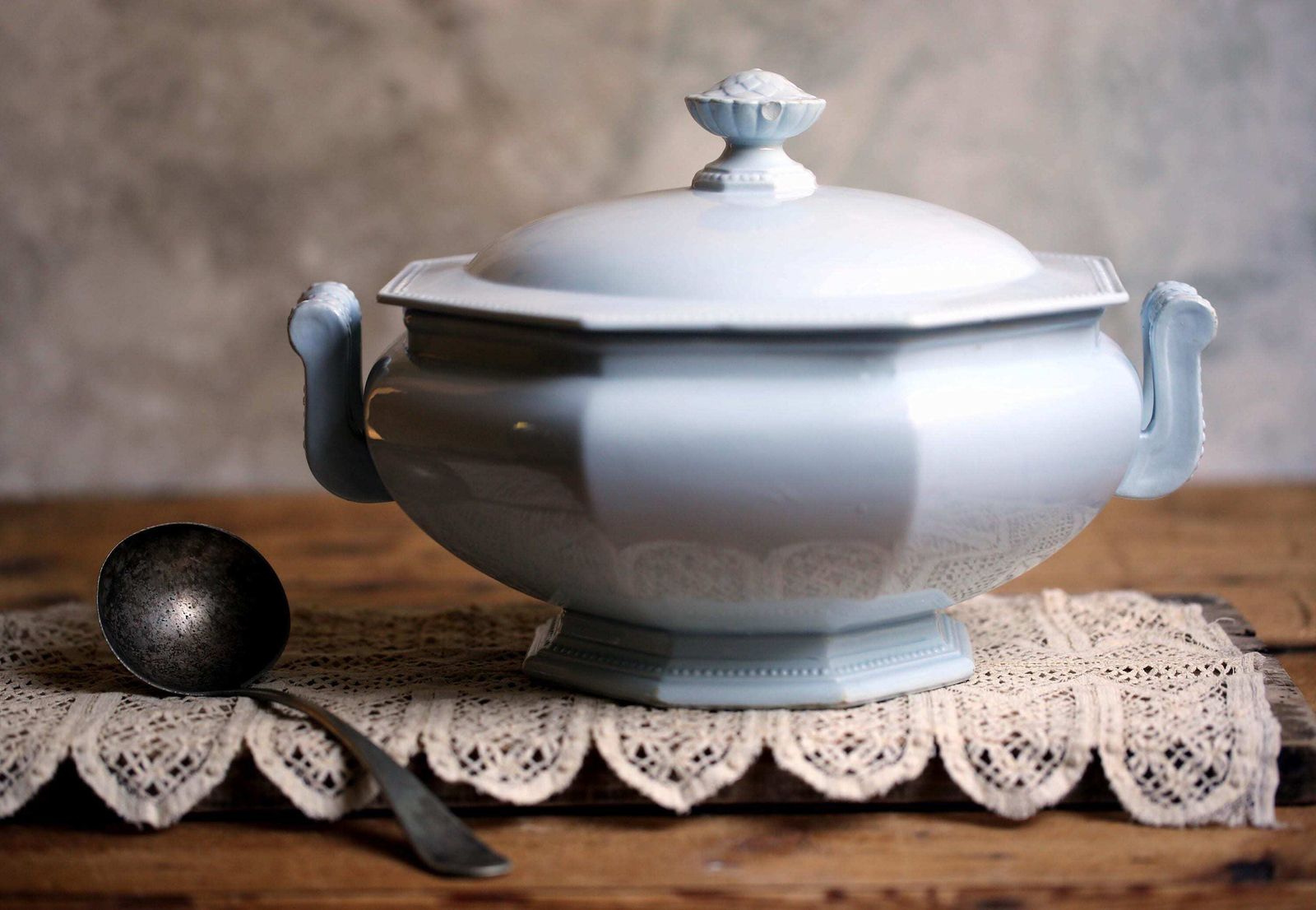 Home Decor Large Antique Octagonal French Blue Soup Tureen Dish Serving Pot Creil & Montreau Pearl 1800s photo