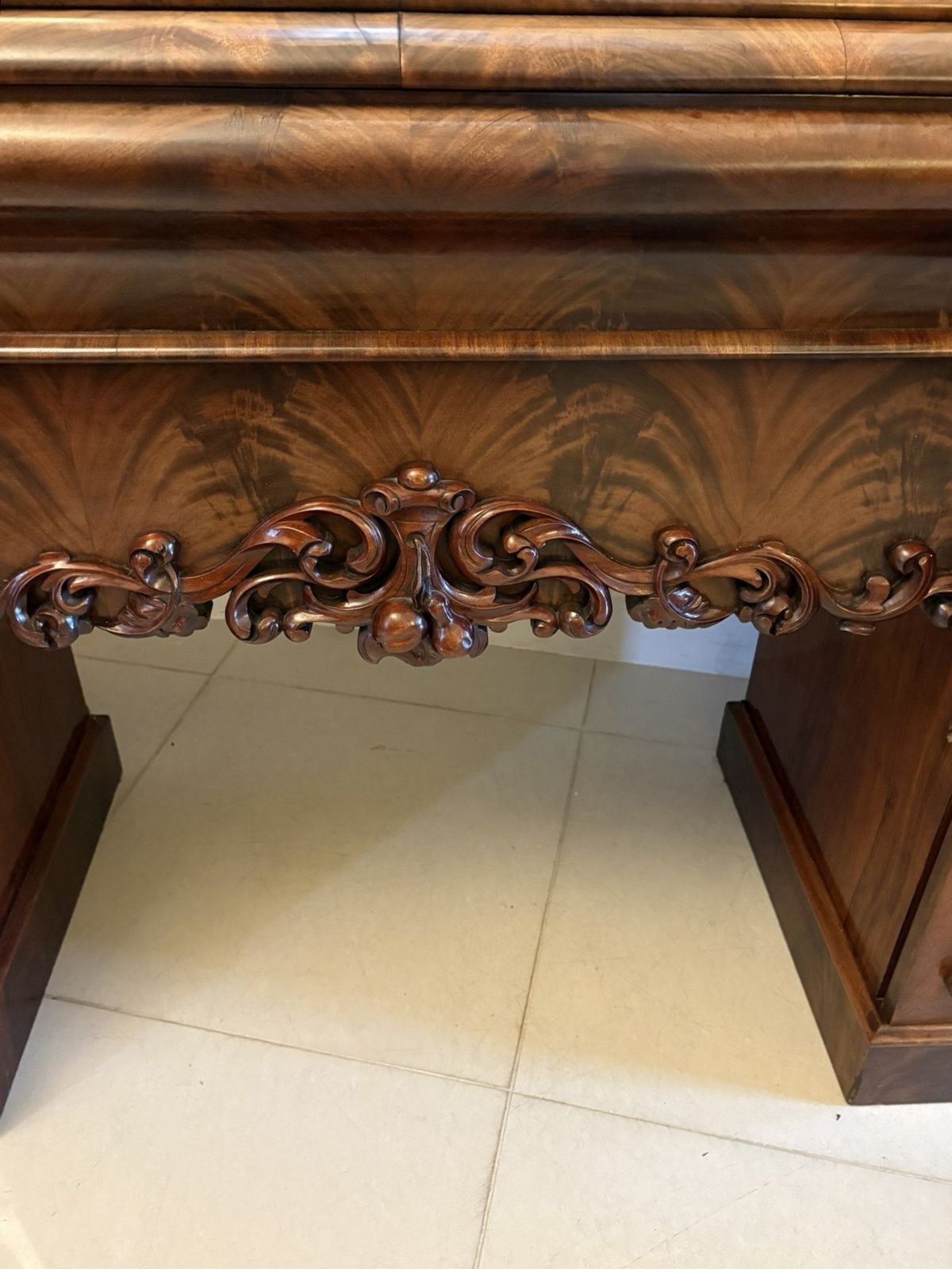 Outstanding Quality Antique 19th Century Carved Mahogany Sideboard photo vintage