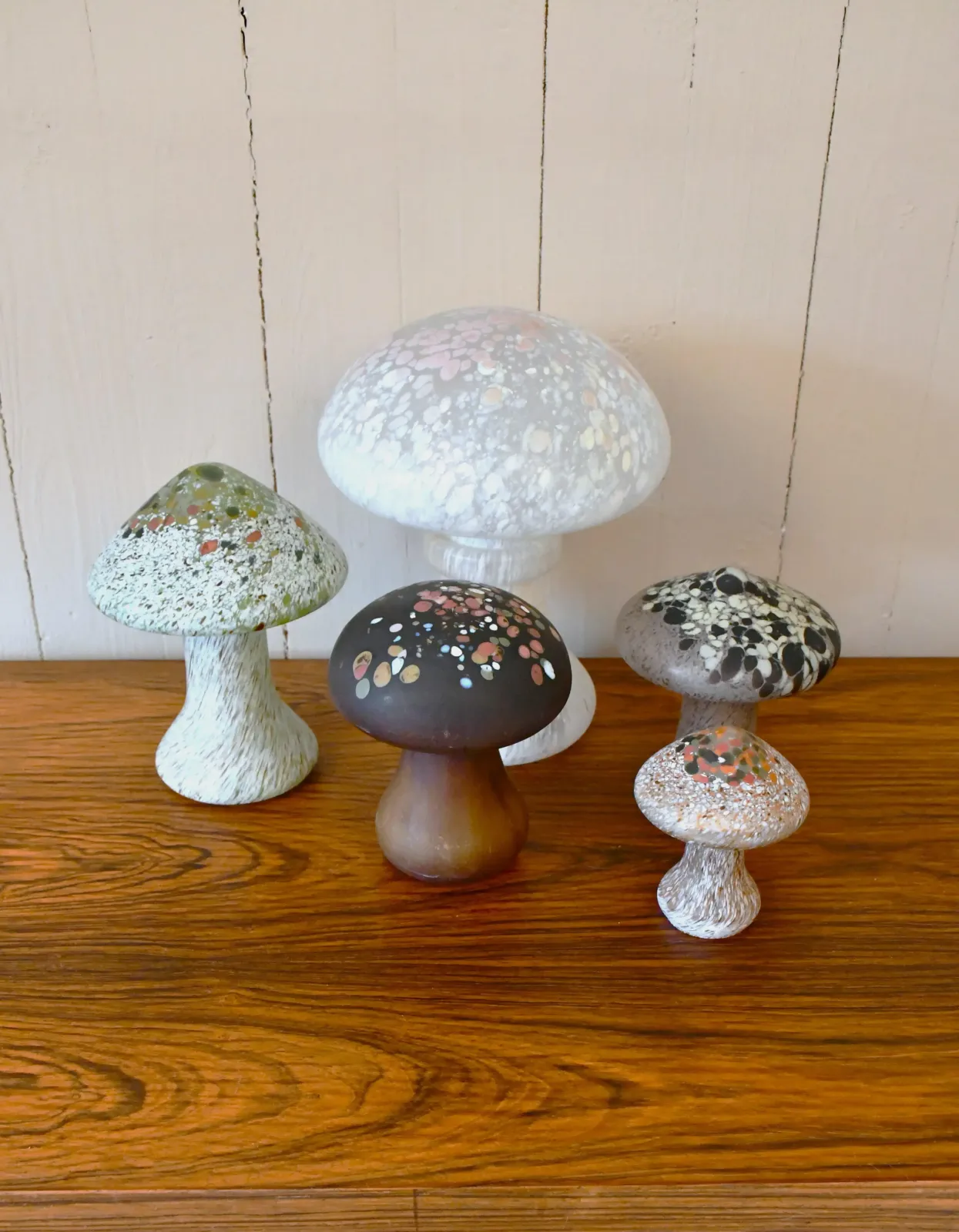 Art Glass Mushrooms By Monica Backström For Kosta, 1970s, Set Of 5 photo vinterior