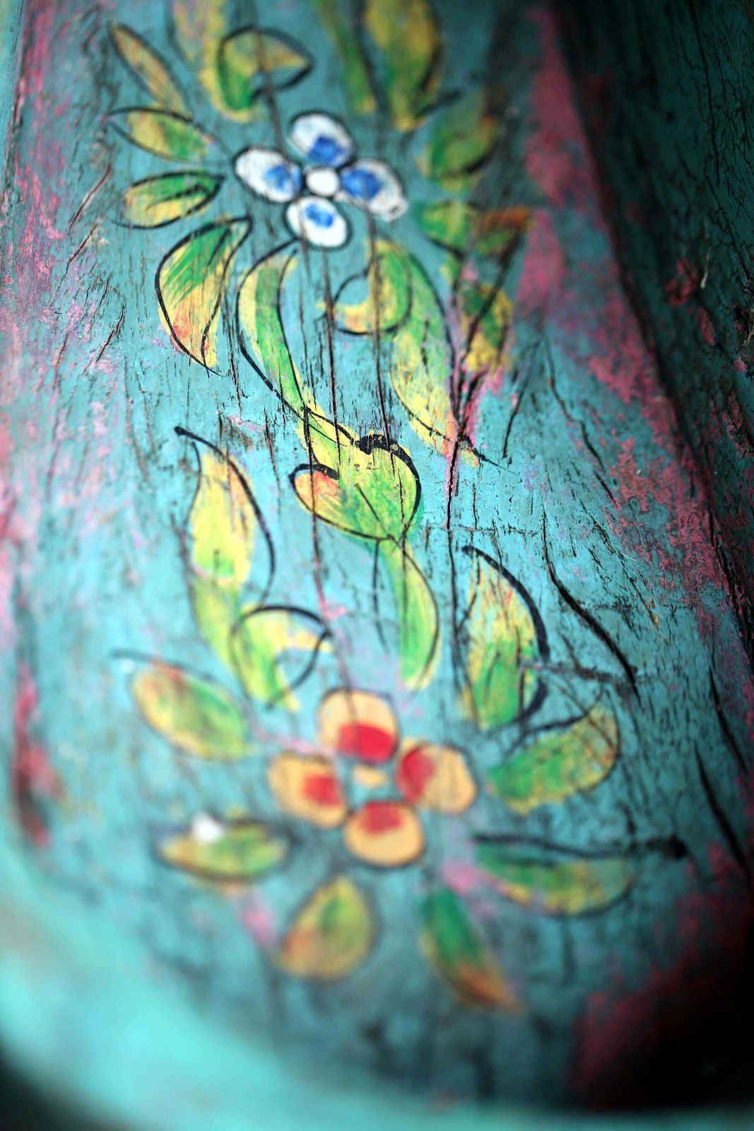 Antique Indian Folk Art Window Box: Hand Carved Floral Jardiniere photo 223.0