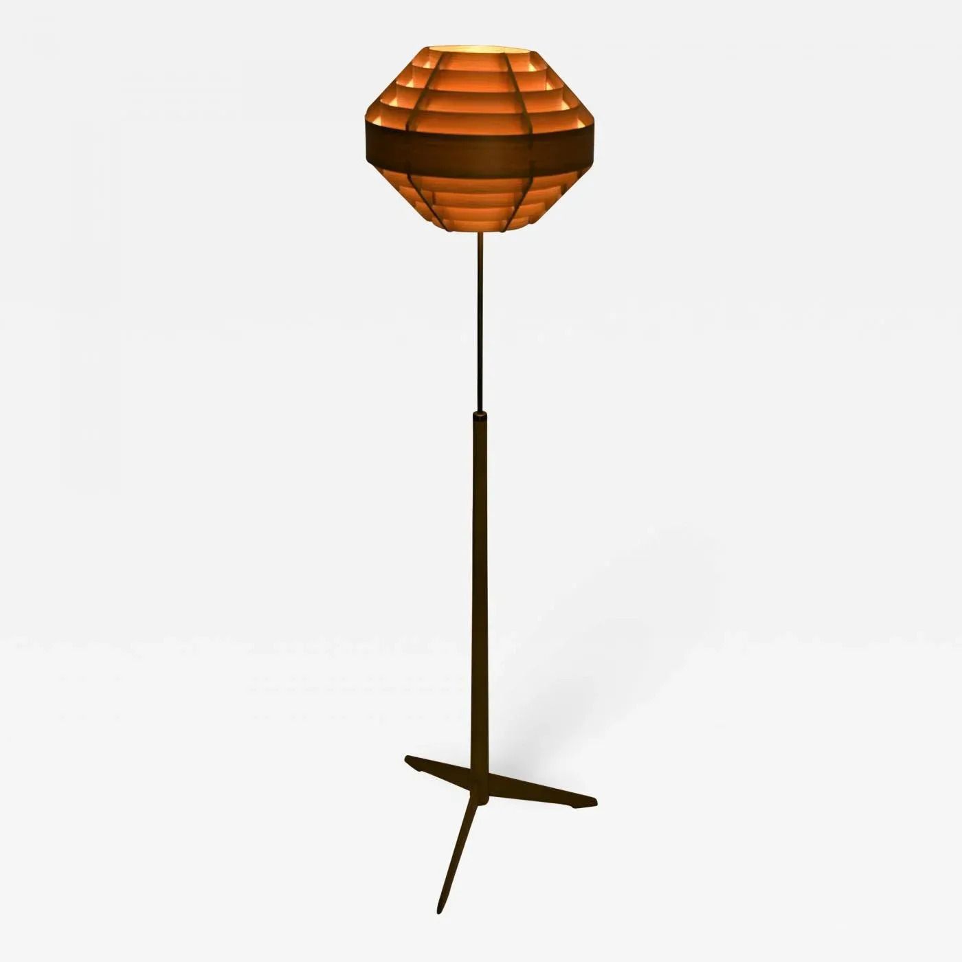 Pine Veneer Floor Lamp Tripod By Hans Agne Jakobsson, Ellysett For Bergboms G 34 photo Lighting