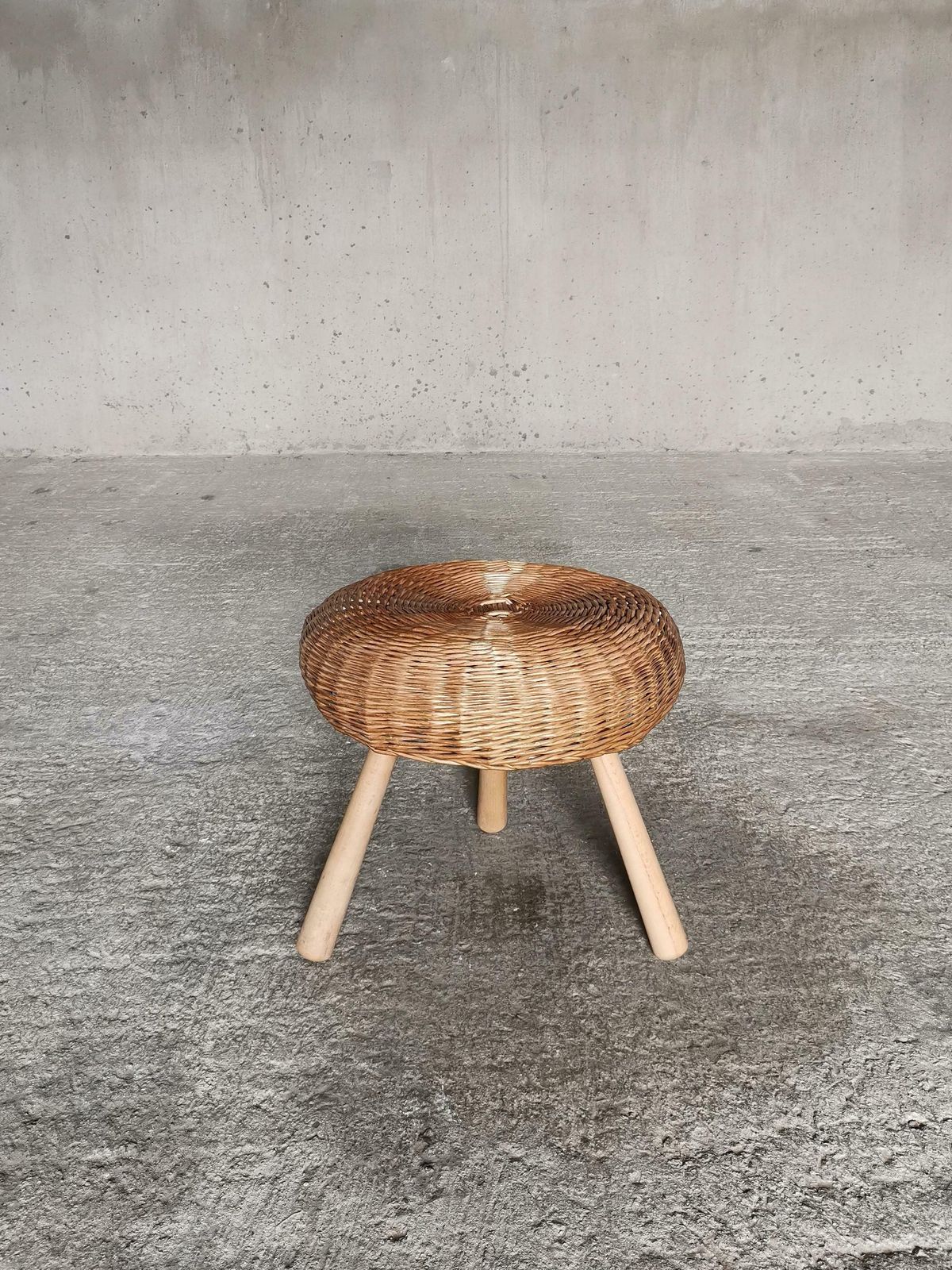 Large Rattan Tripod Stool In The Style Of Tony Paul Sweden 1950s. Mint Condition photo buy