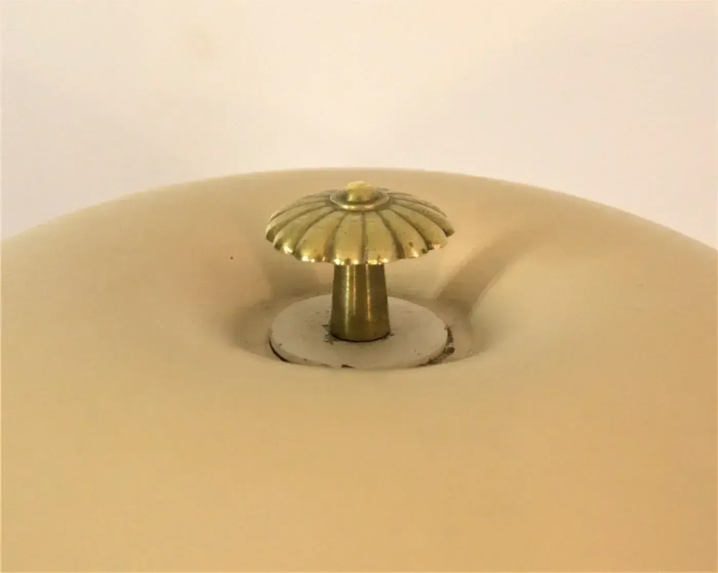 Swedish Grace Period Brass And Oakwood Table Lamp By Böhlmarks, 1920s photo vinterior