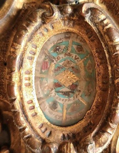 Ancient Relics With Reliquary, 18th Century And Earlier photo 628.0