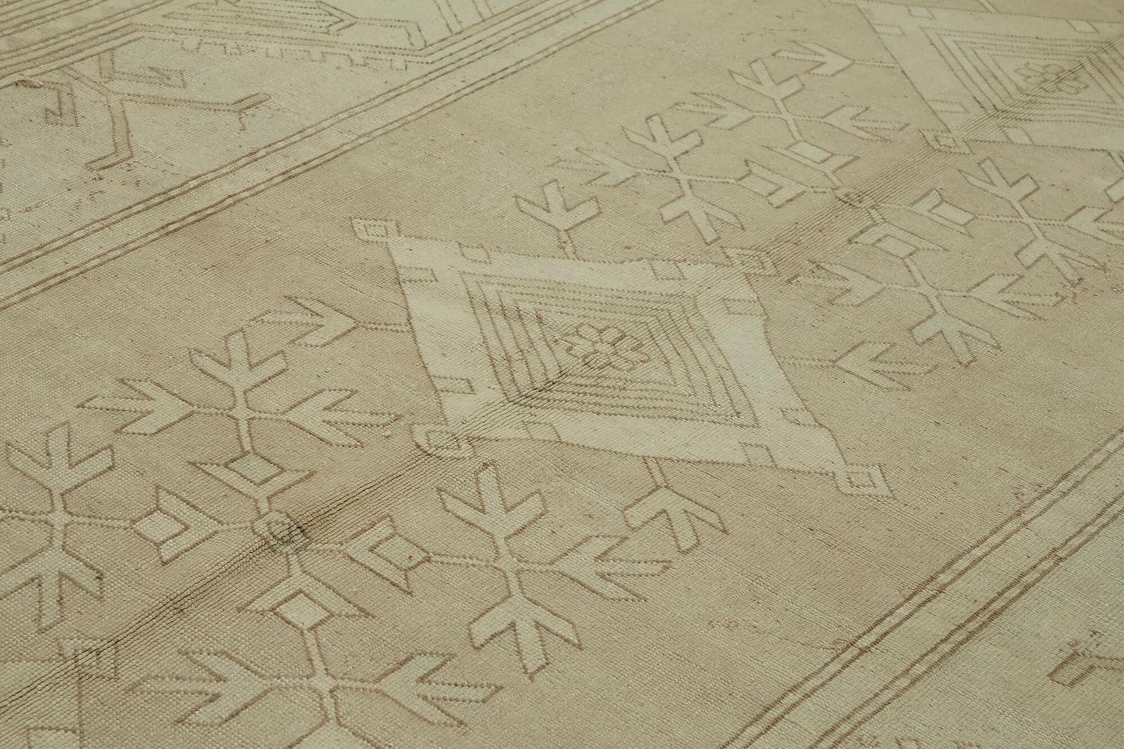 Handamde Beige Vintage Large Area Rug 264 Cm X 402 Cm photo 2561.0