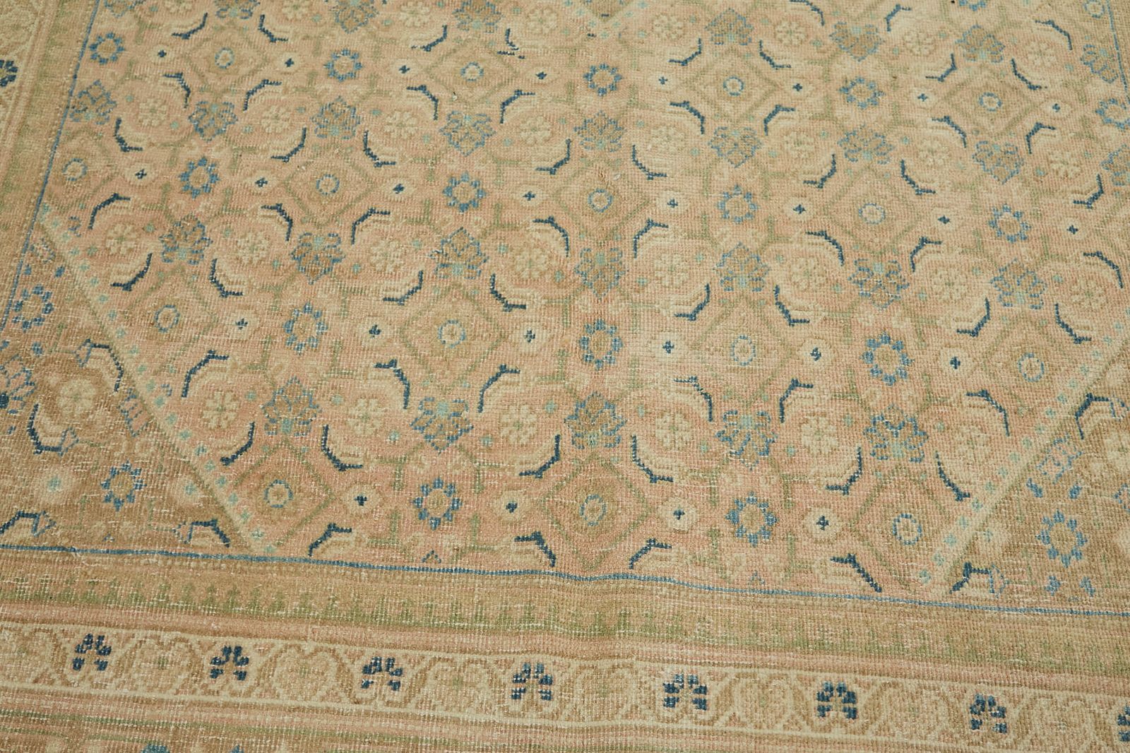 photo for sale Handmade Beige Vintage Large Area Rug 208 Cm X 318 Cm