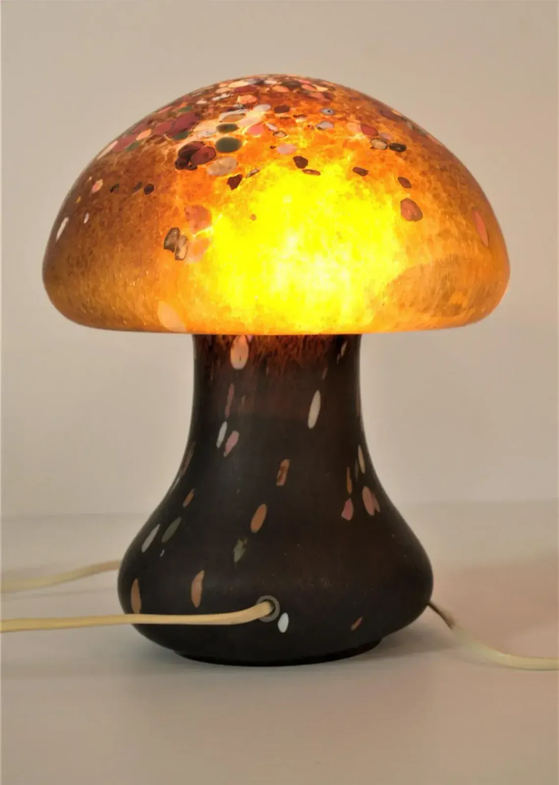 Mushroom Shaped Glass Table Lamps By Monica Backström For Kosta Boda, 1960s, Set Of 2 photo 1650.0