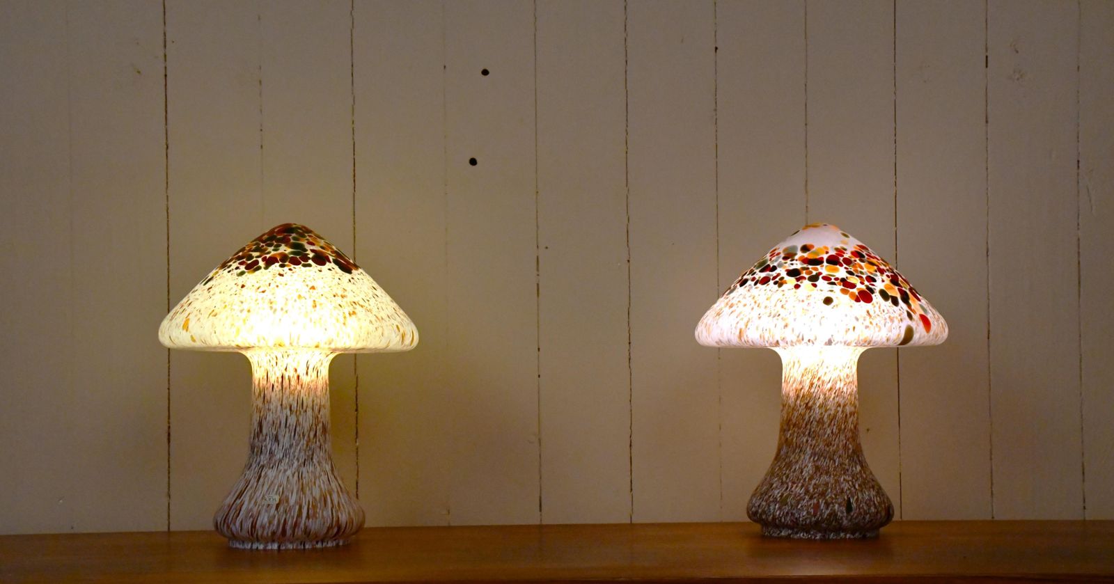 photo vintage Swedish Artglass Mushroom Shaped Table Lamps By Monica Backström For Kosta Boda, 1970s, Set Of 2
