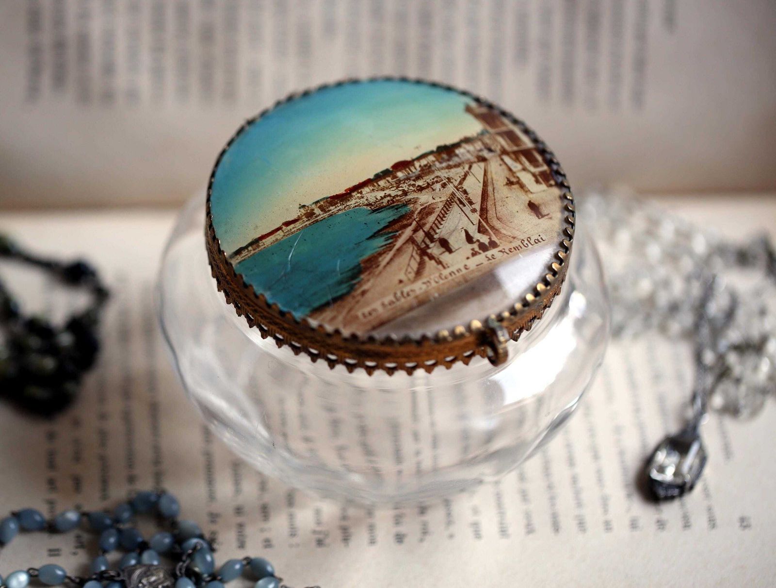 Antique French Ormolu Souvenir Ring Box Round Casket Glass Case Les Sables D'olonne photo 82.0