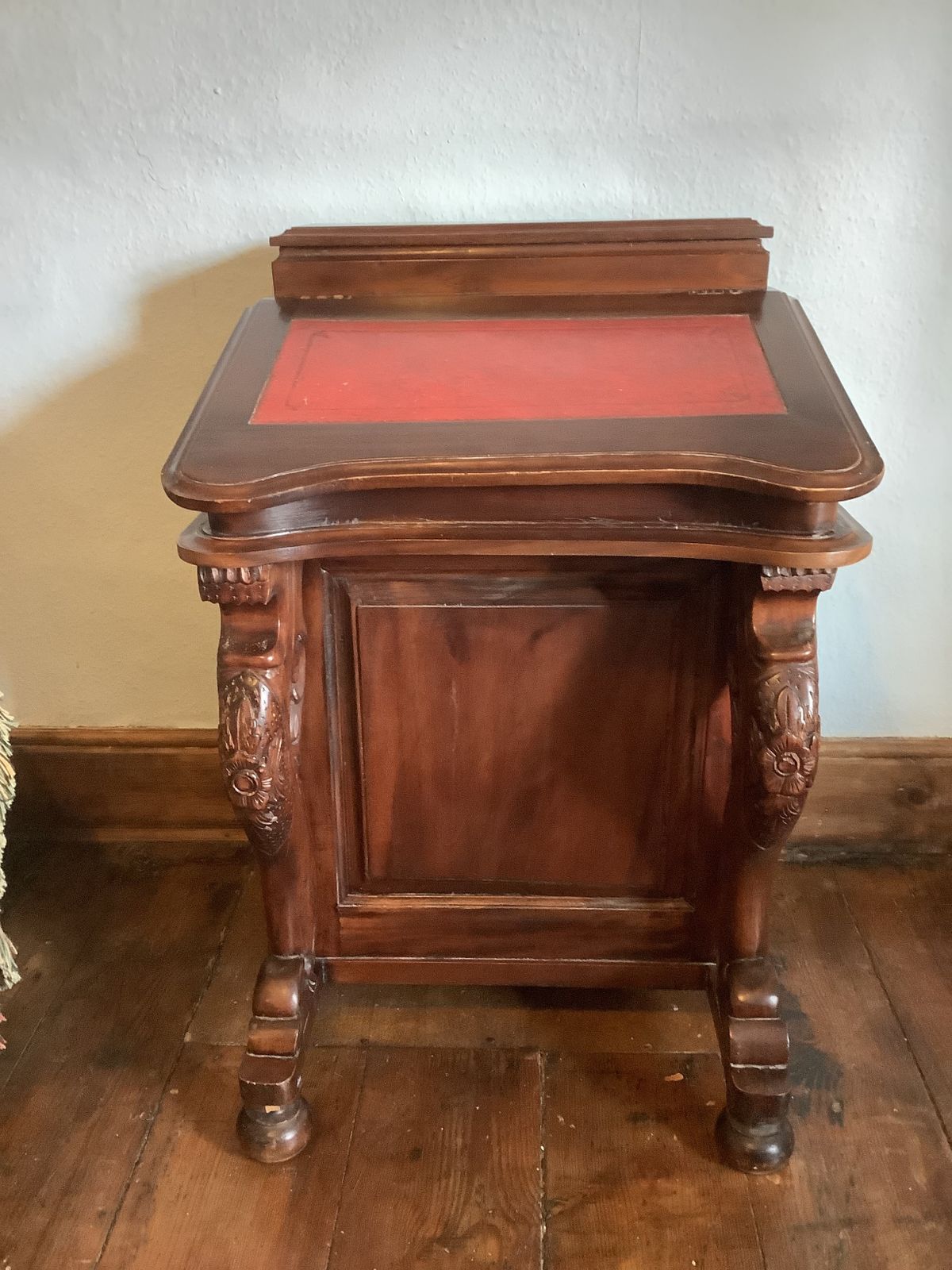 Victorian Mahogany Davenport Secretaire / Writing Desk