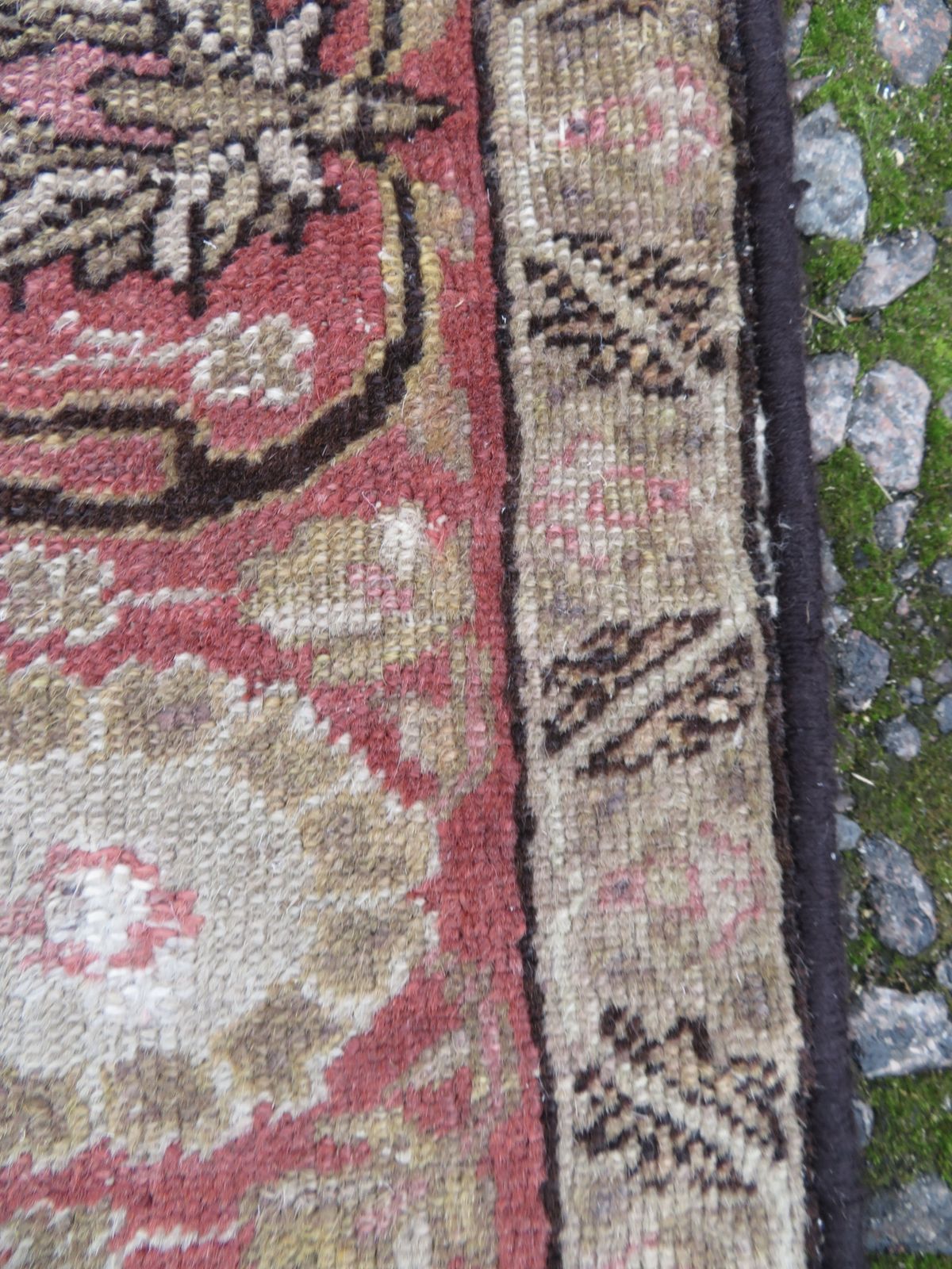 photo furniture 19th Century Turkish Istanbul Bandirma Rug. 184cm X 140cm.