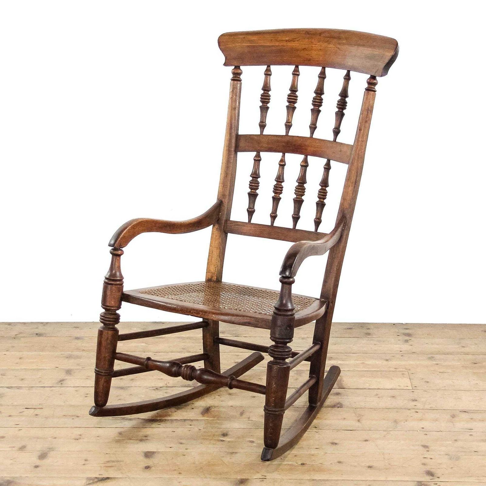 Antique Windsor Spindle Back Rocking Chair | Antique Rocking Chair | Antique Furniture | Antique Chair | Armchair (M 6390)