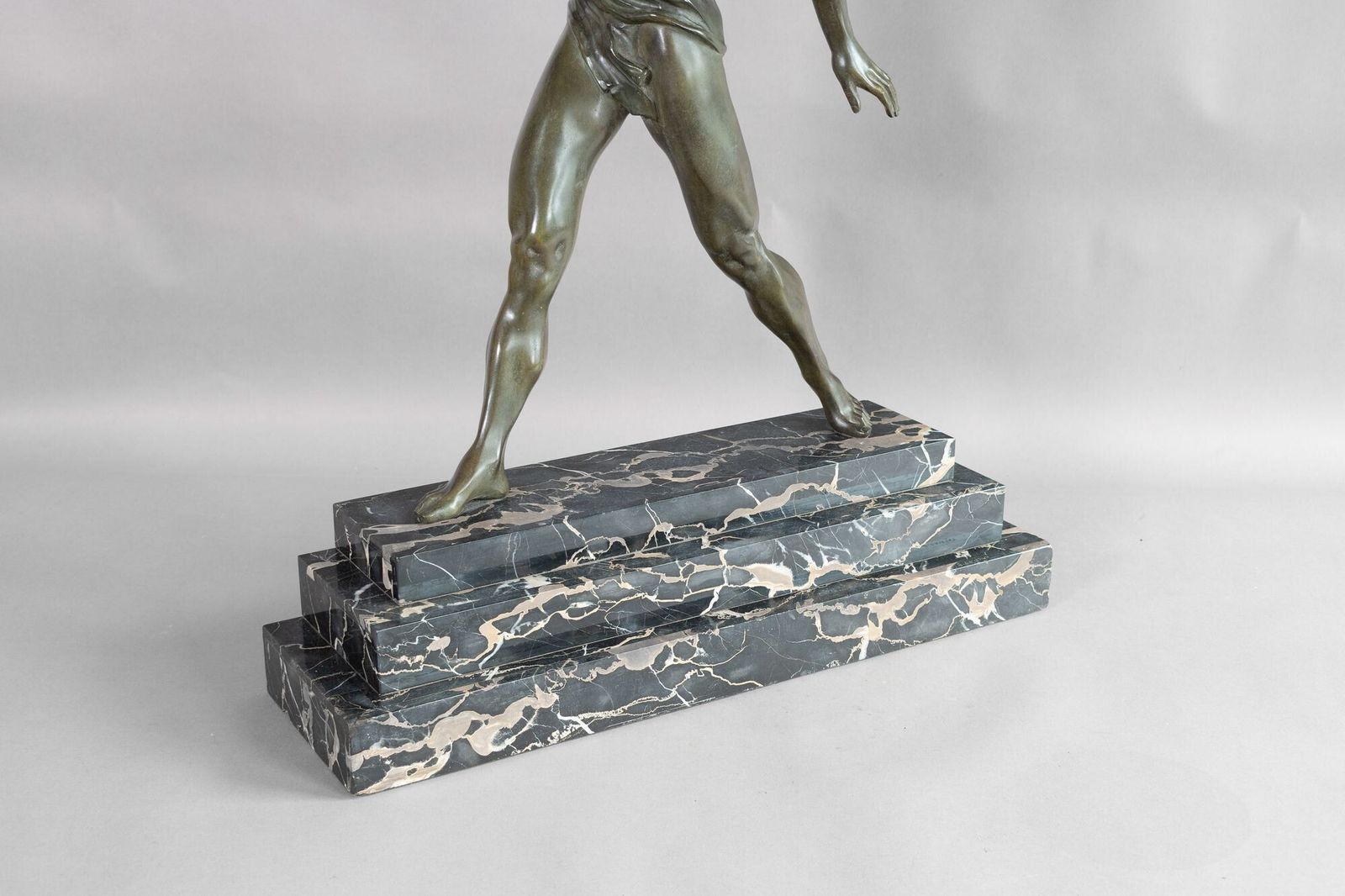 Bronze Olympian Figure, 1930s, Vintage photo 1320.0