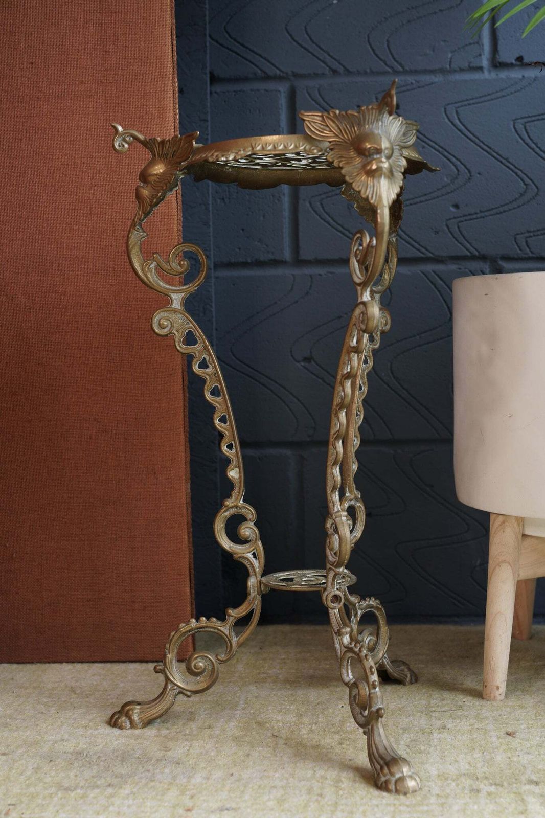 Antique Brass Plant Stand – Ornate Victorian Style Display Stand