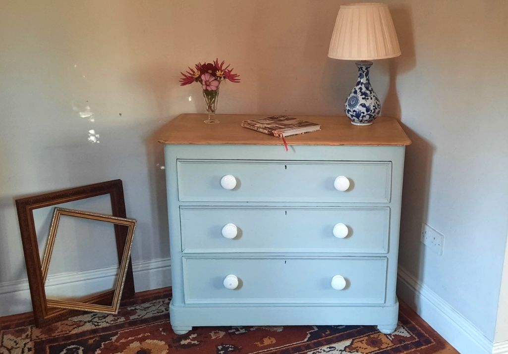 Vintage Antique Victorian Three Drawer Chest Of Drawers