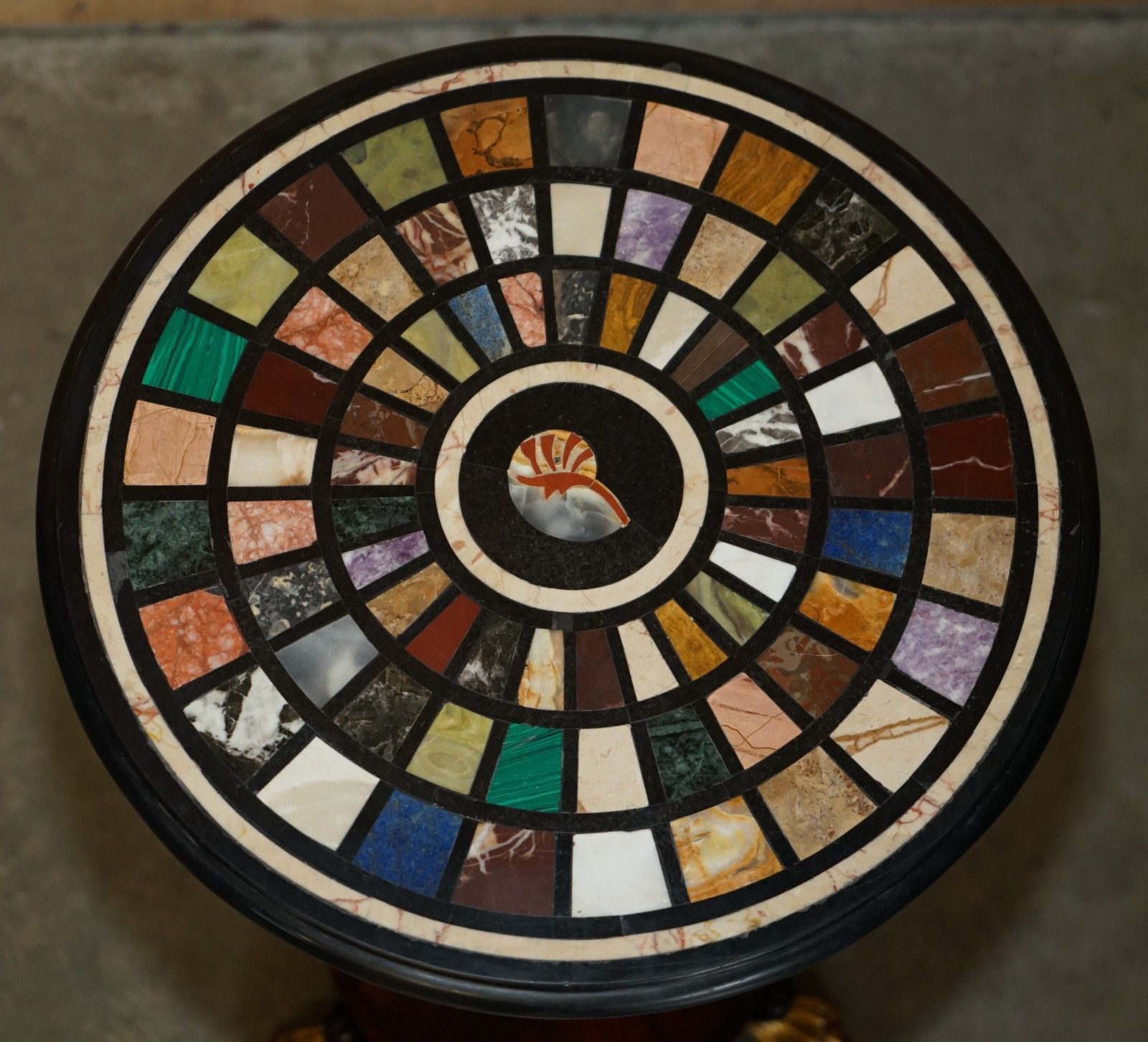photo vintage A Pair Of Regency 1810 Specimen Marble Pietra Dura & Rosewood Occasional Tables