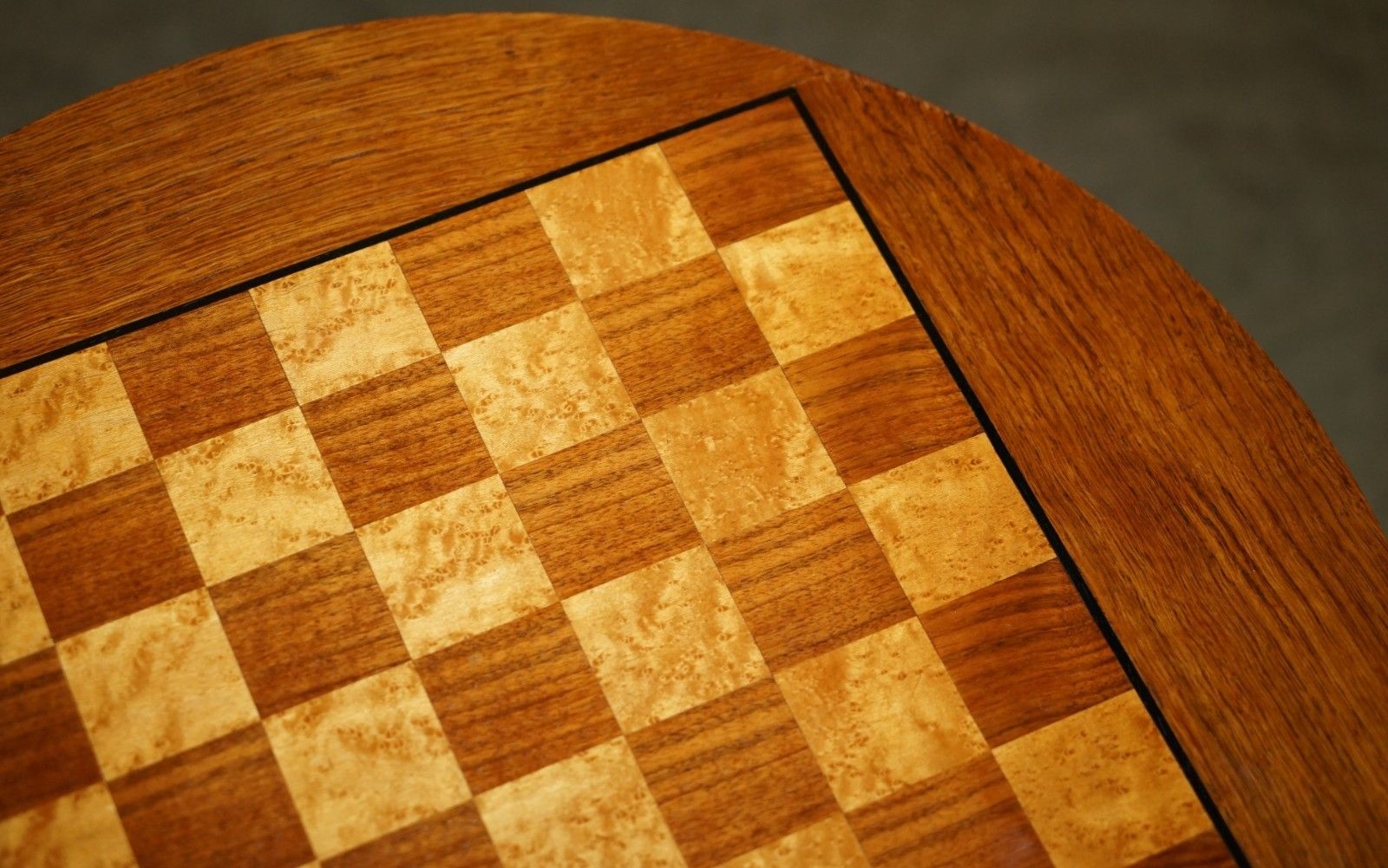 Antique Mahogany Satinwood & Walnut Chess Games Table With Lovely Turned Base photo vintage